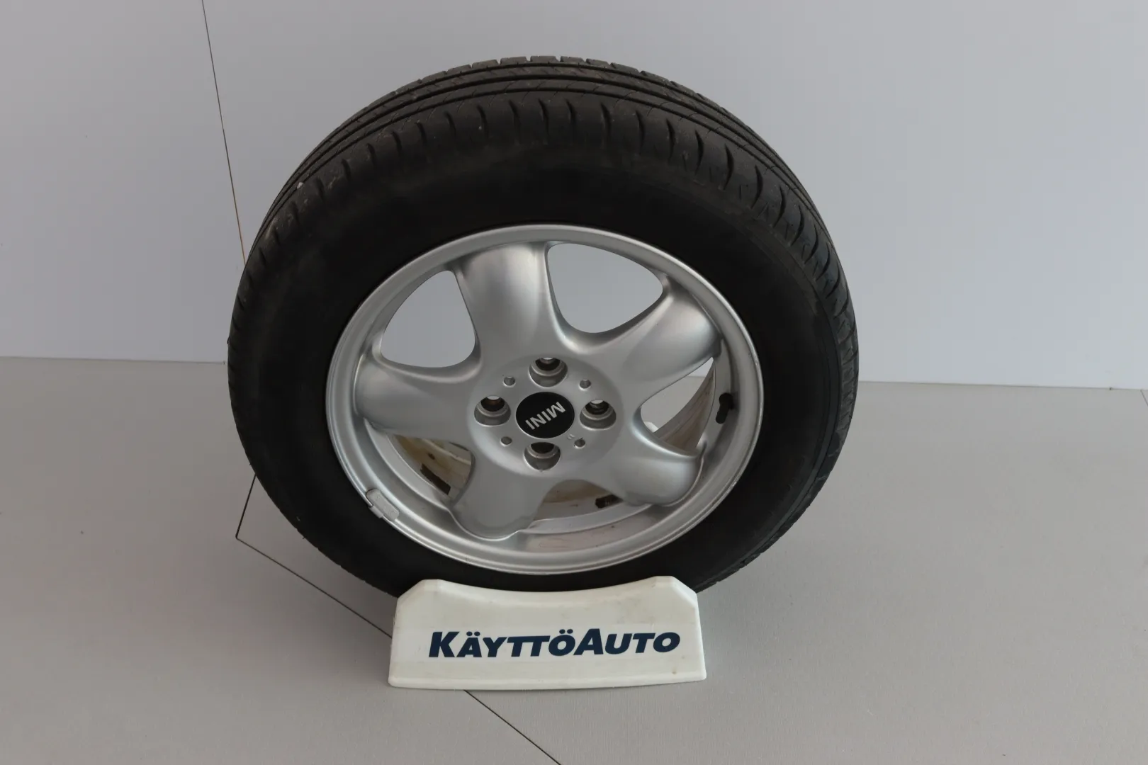 MINI One NHZ-660 carousel image