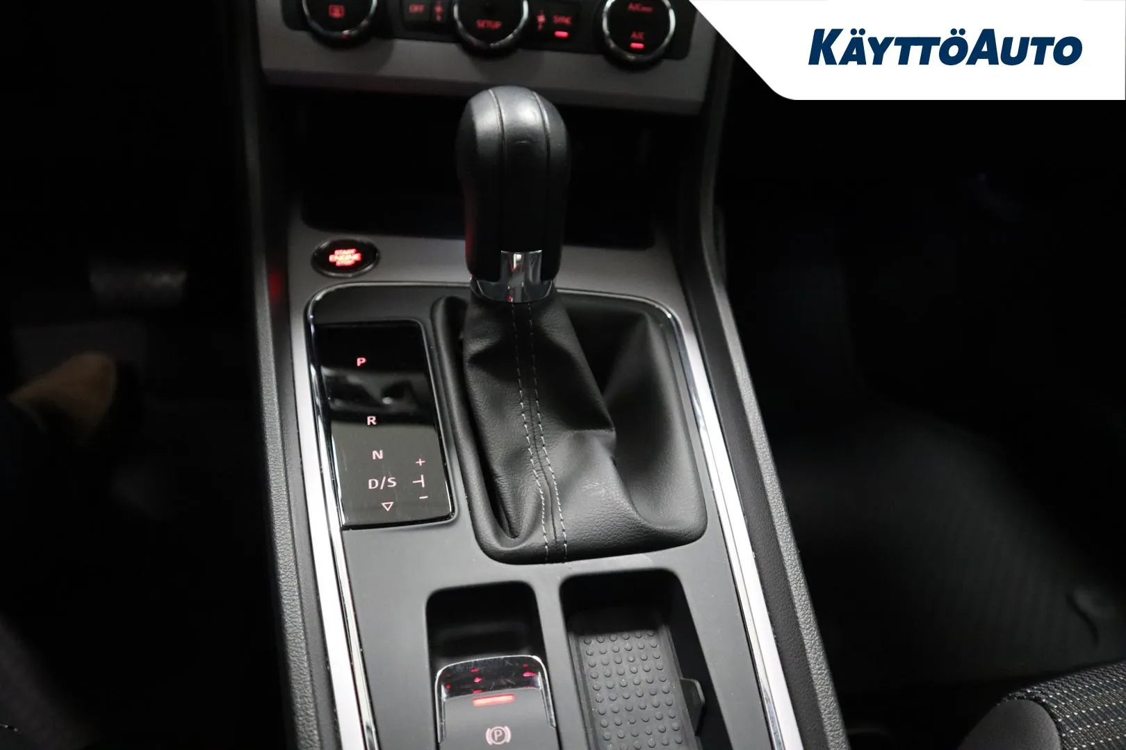 SEAT Leon ST JKV-744 carousel image