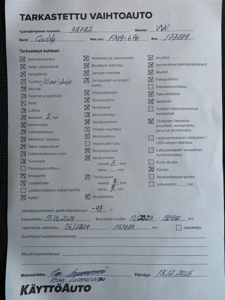 VOLKSWAGEN Caddy FNA-676 carousel image