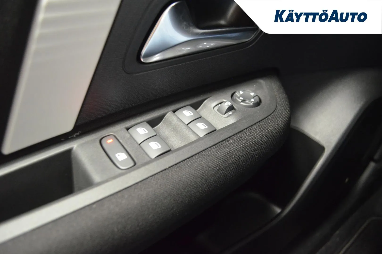 Citroen C4 ISR-220 carousel image