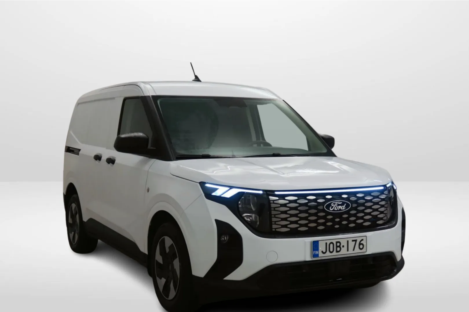 Ford Transit Courier JOB-176 carousel image