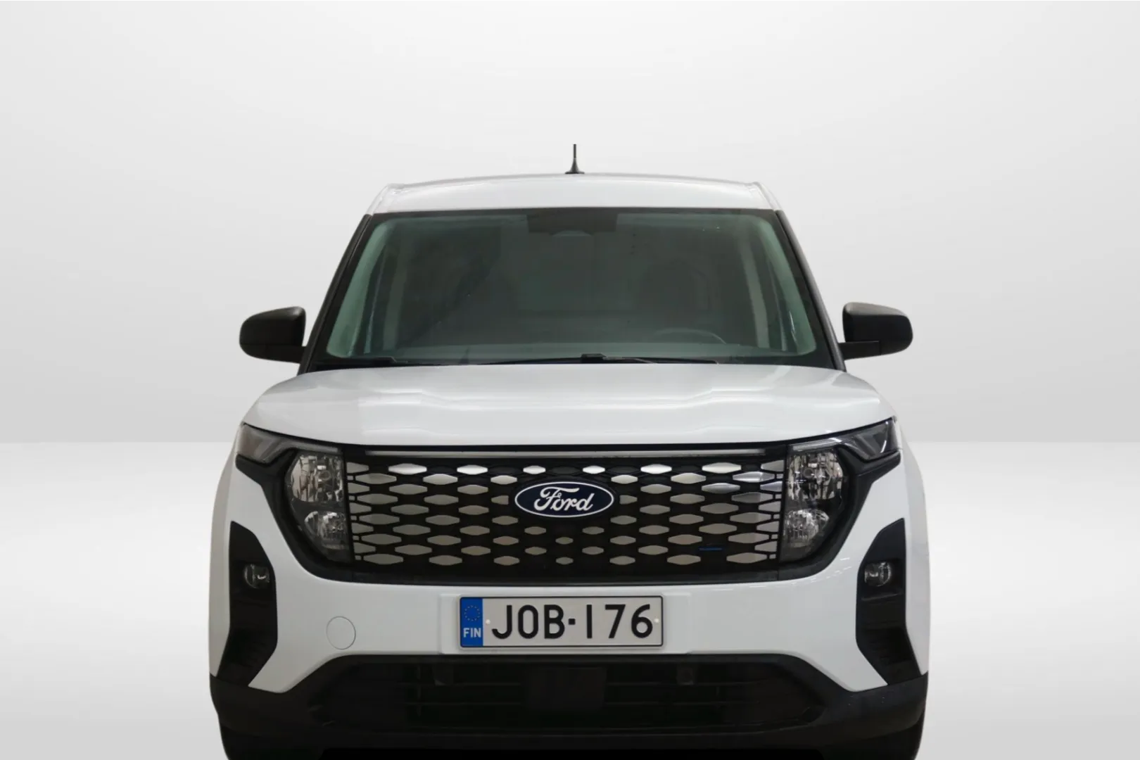 Ford Transit Courier JOB-176 carousel image