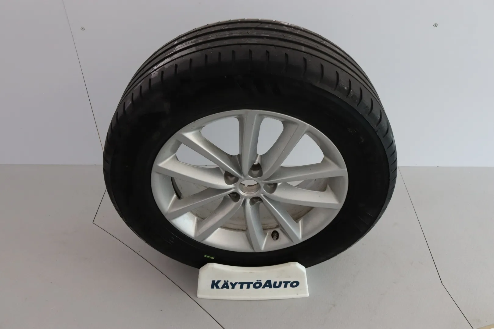 JAGUAR F-PACE OVN-292 carousel image