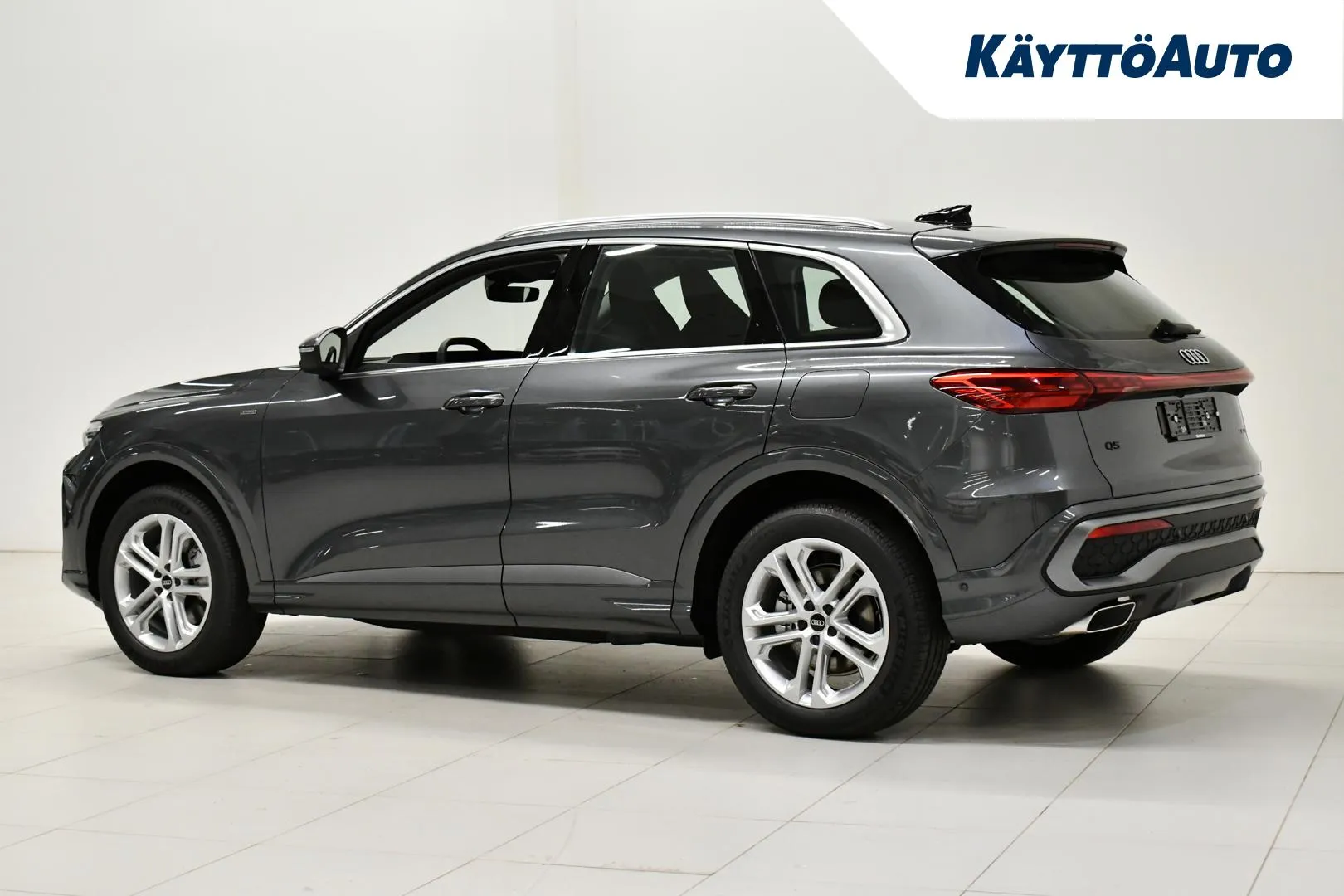 Audi Q5 EVS-731 carousel image