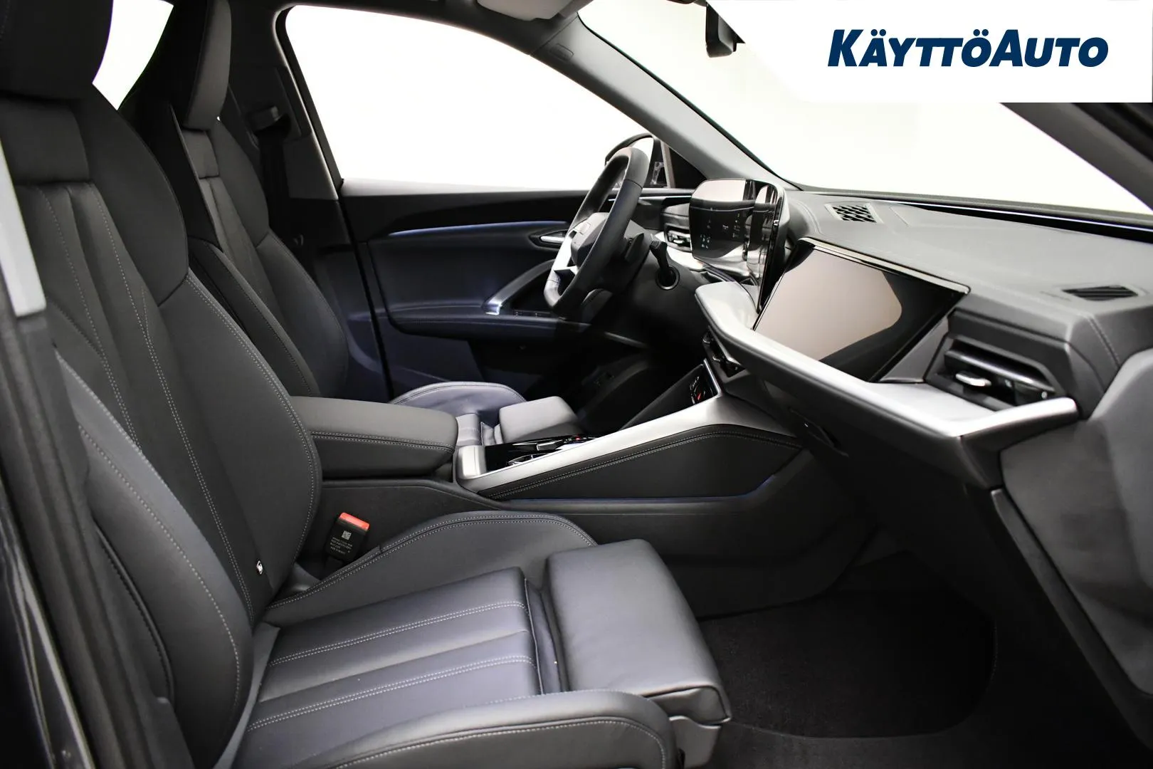 Audi Q5 EVS-731 carousel image