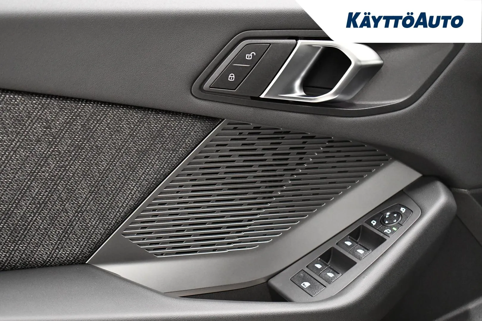 BMW 120 JOI-488 carousel image