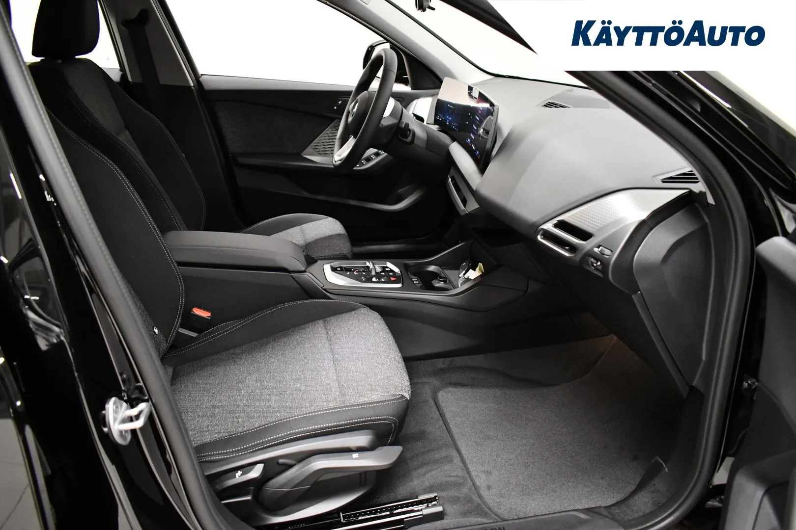 BMW 120 JOI-488 carousel image