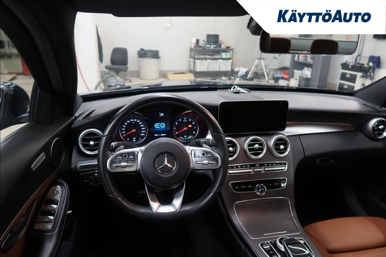 MERCEDES-BENZ C IVZ-410 carousel image