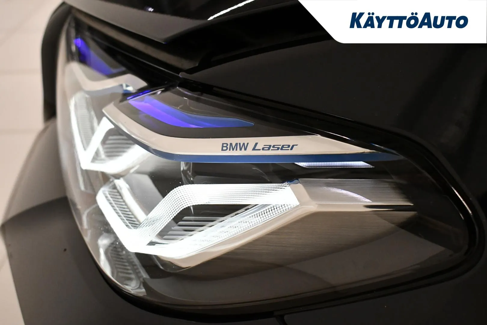 BMW 530 GRN-488 carousel image