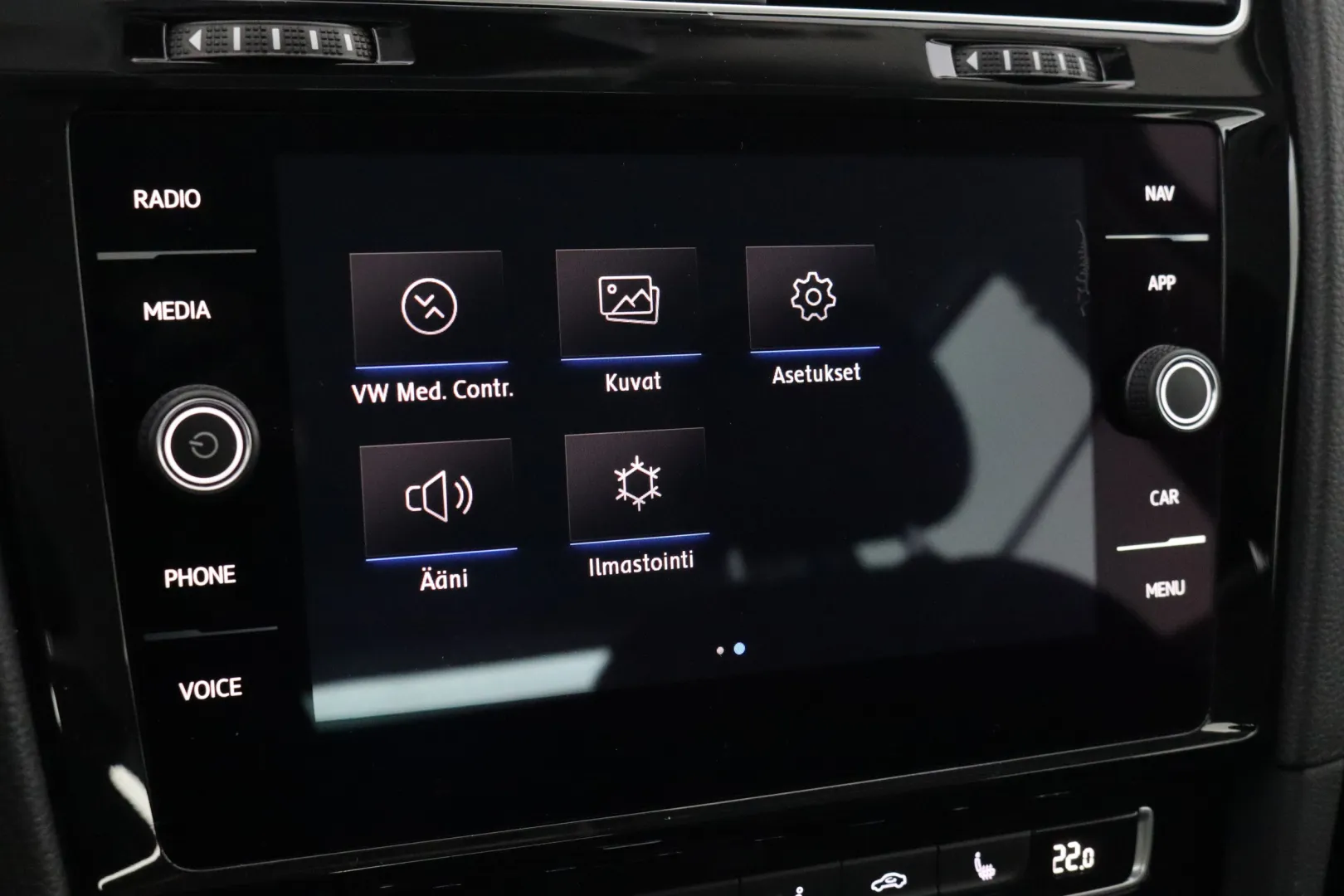 VOLKSWAGEN Golf FNZ-968 carousel image