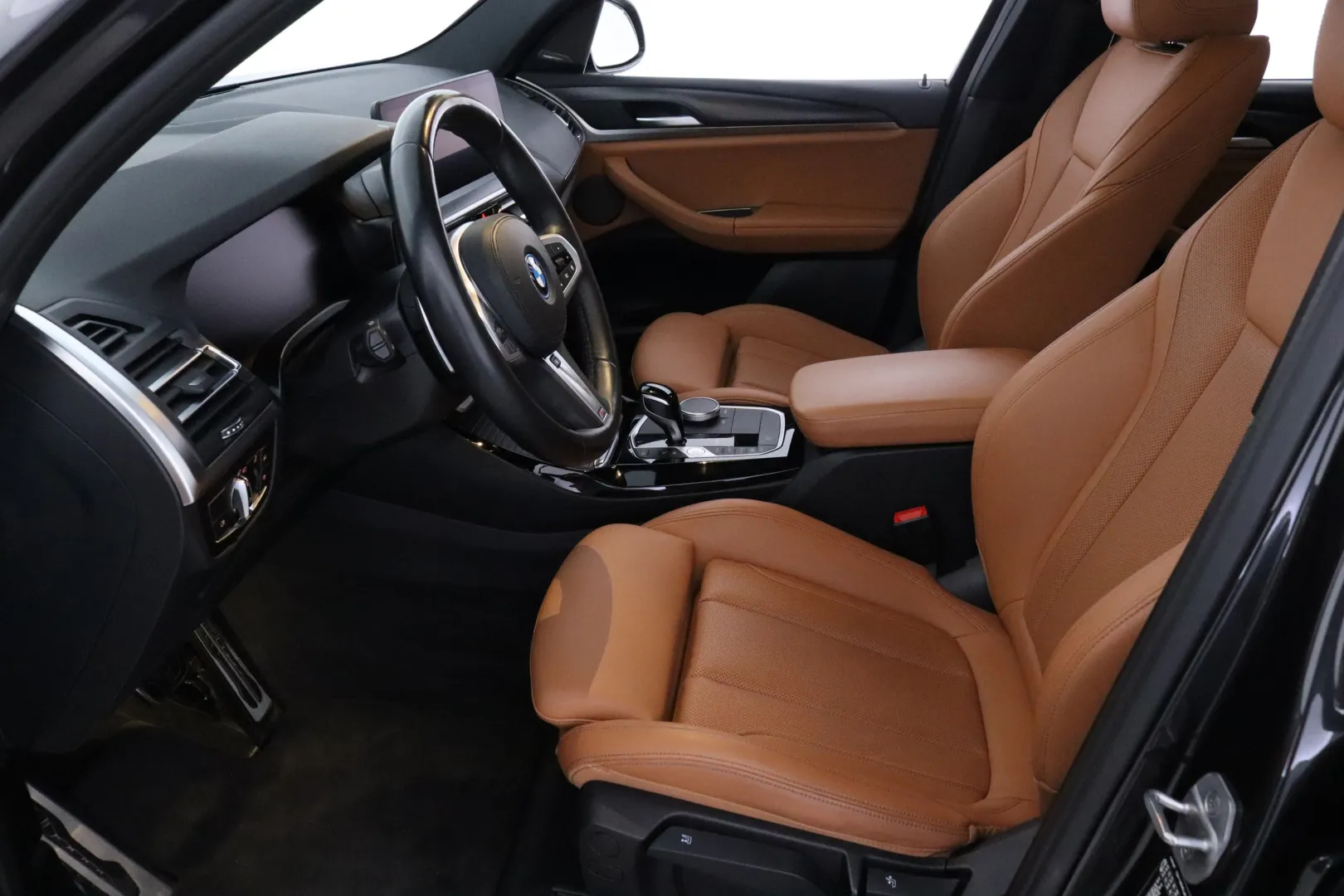 BMW X3 EUK-737 carousel image