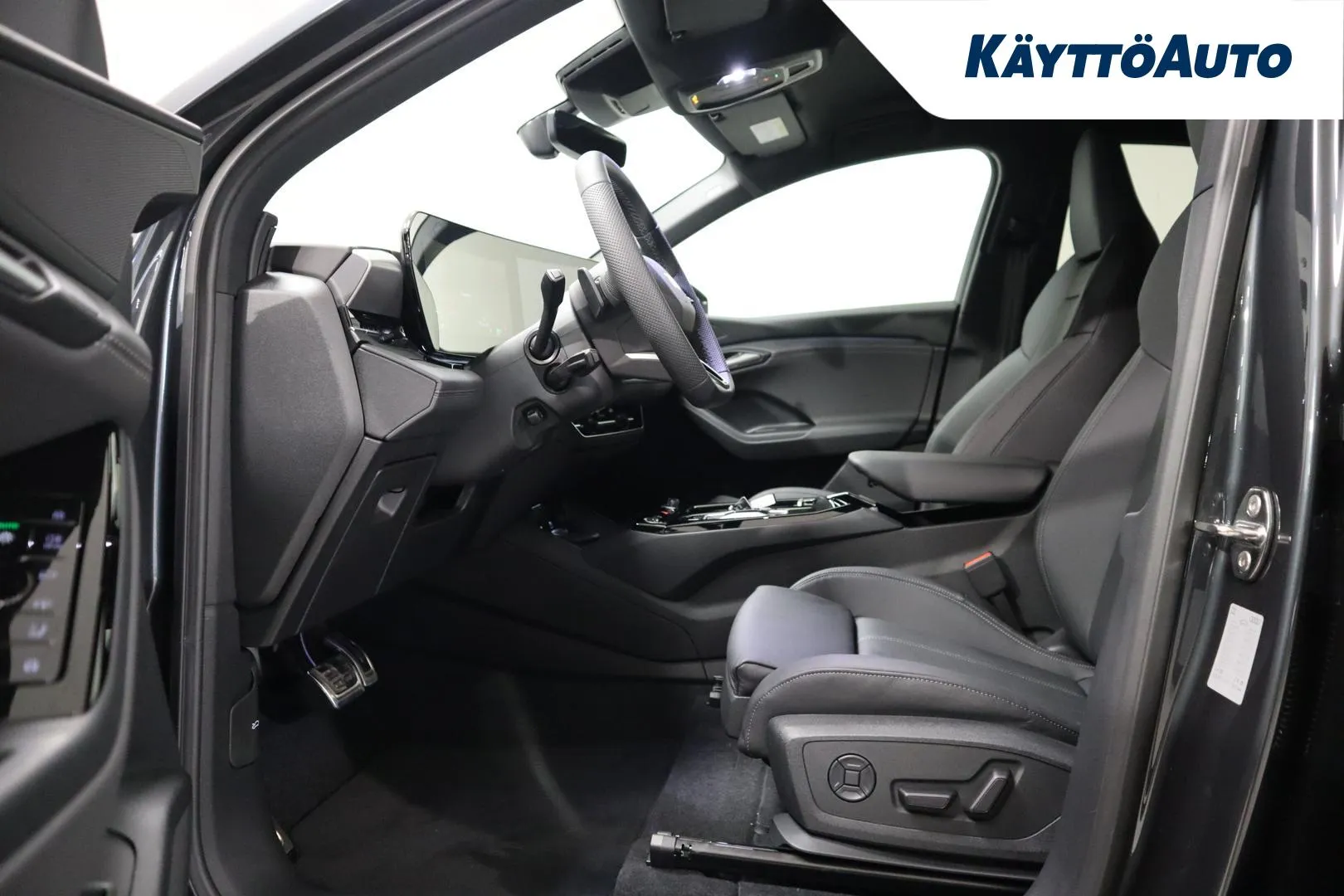 Audi Q6 e-tron IST-453 carousel image