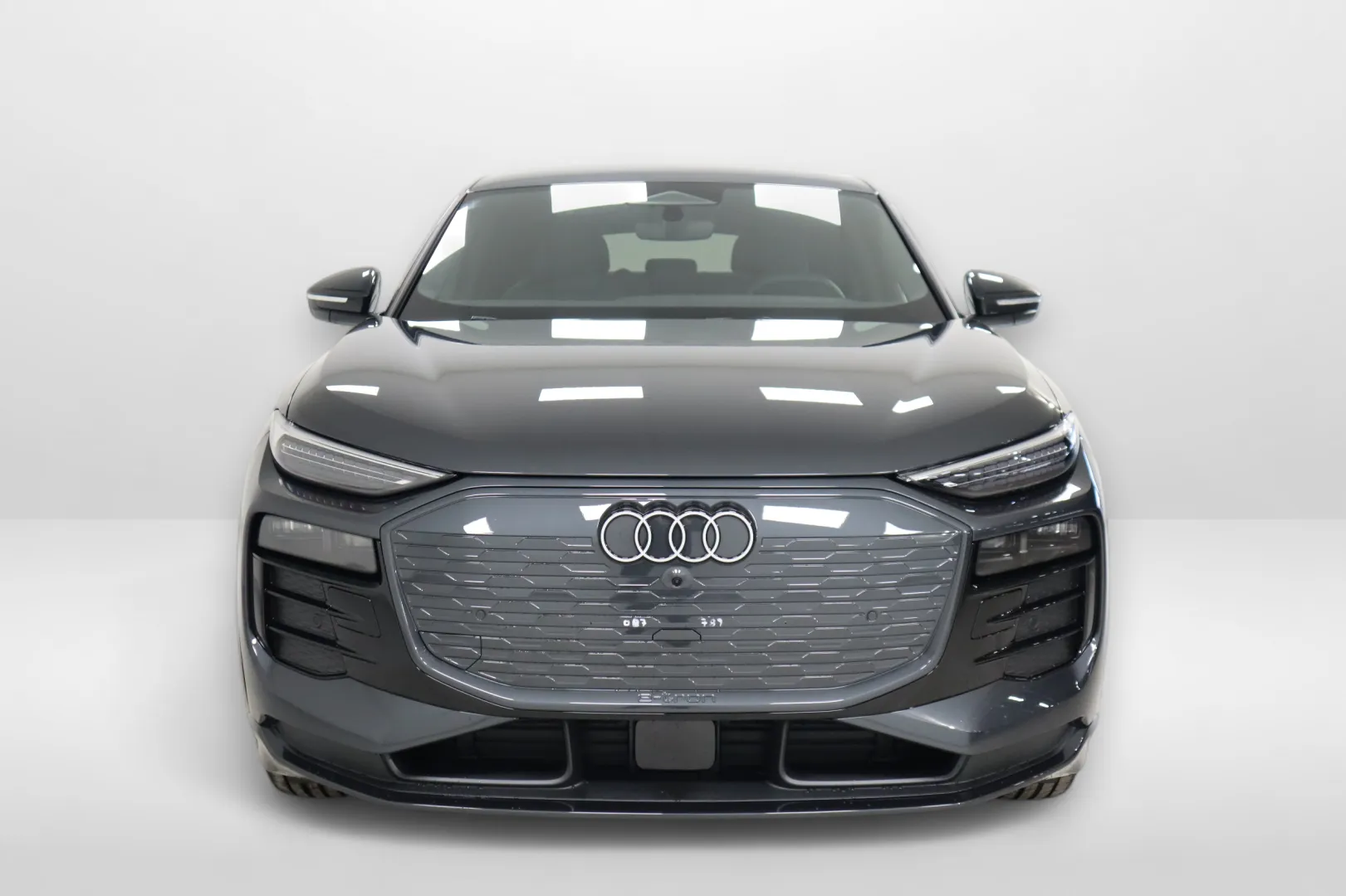 Audi Q6 e-tron IST-453 carousel image