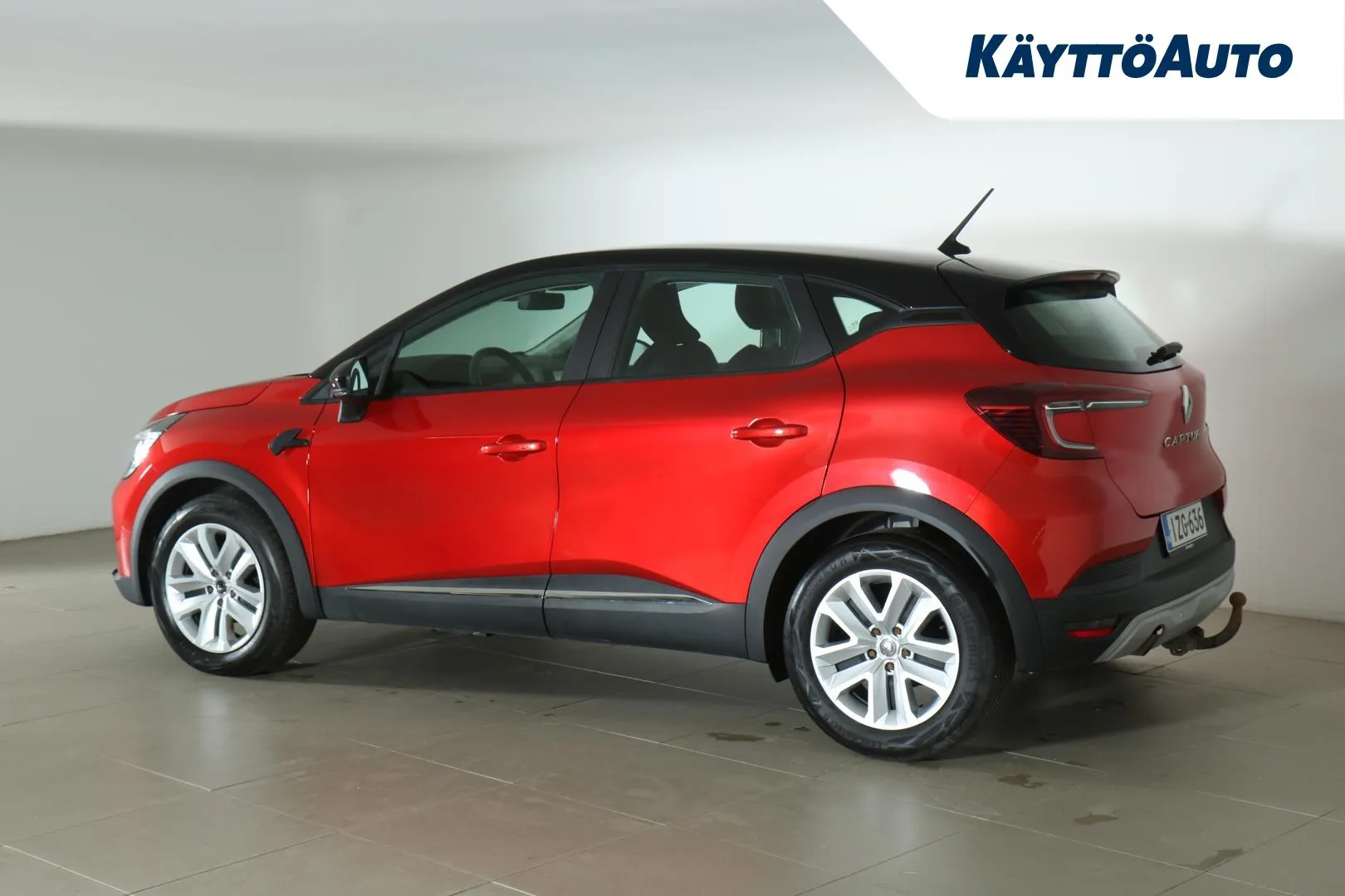 RENAULT Captur IZG-636 carousel image