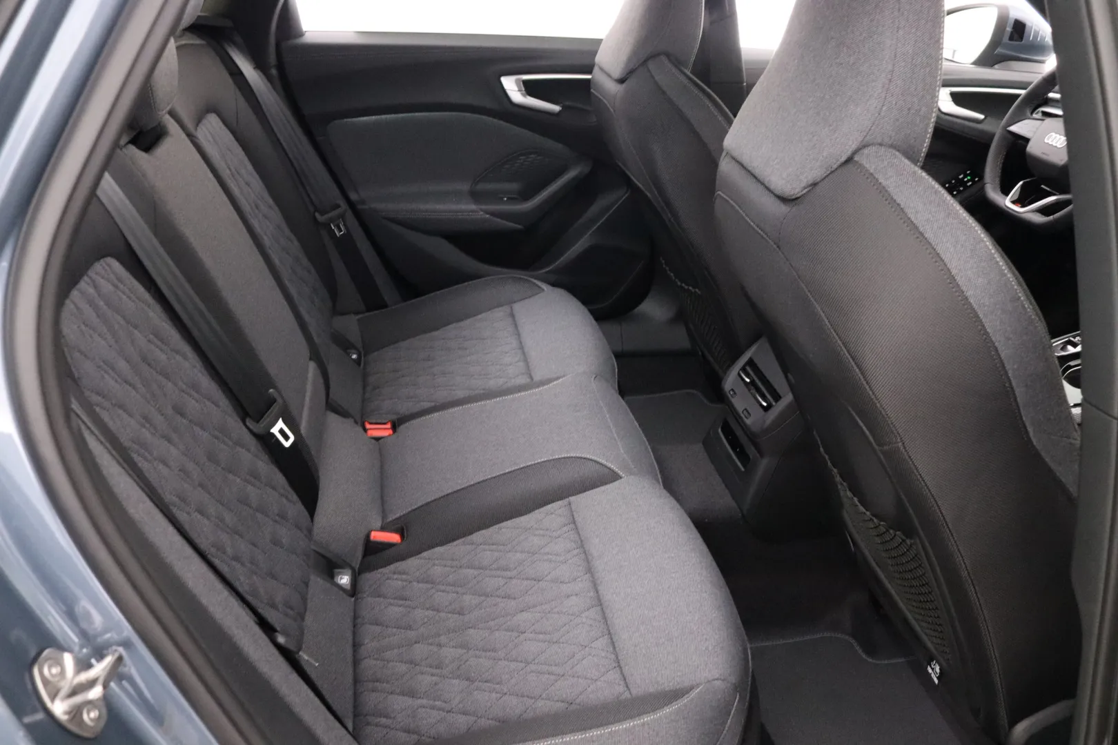 Audi A5 JOM-621 carousel image