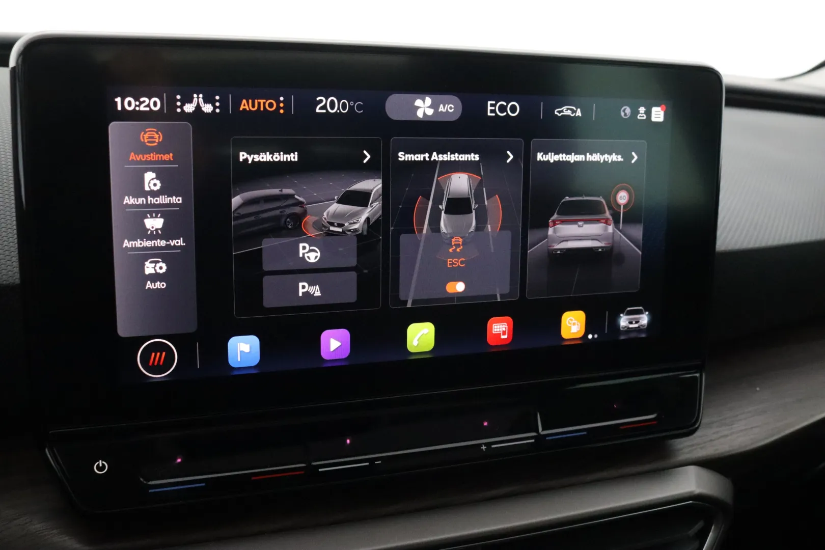 SEAT Leon Sportstourer RUL-105 carousel image