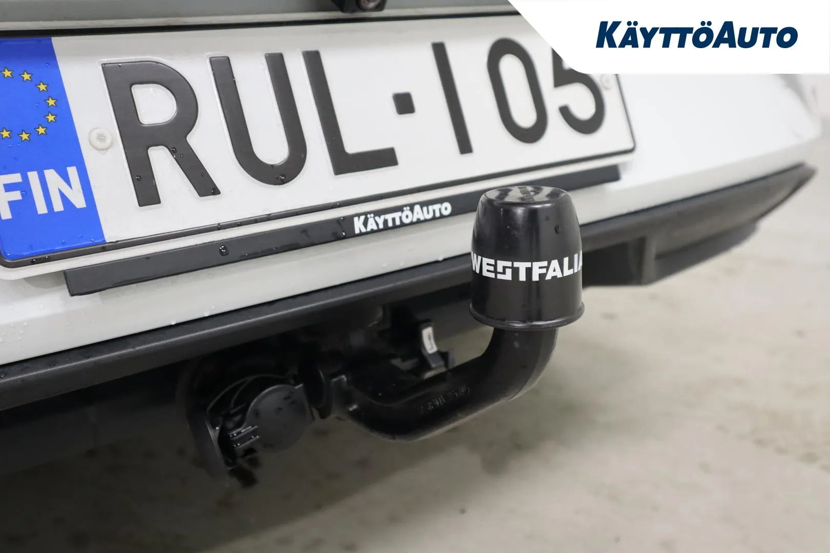 SEAT Leon Sportstourer RUL-105 carousel image