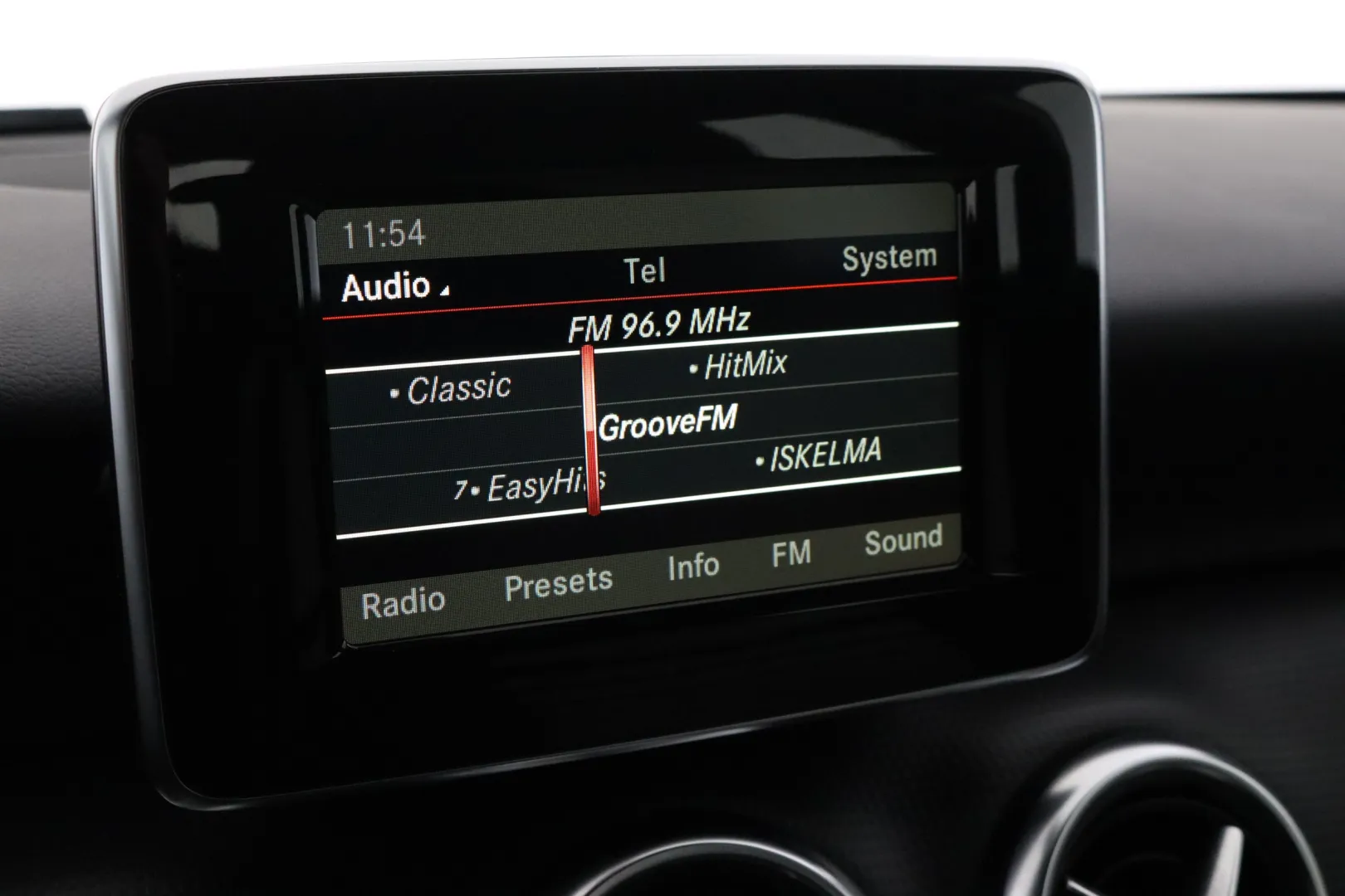 MERCEDES-BENZ A ILN-577 carousel image