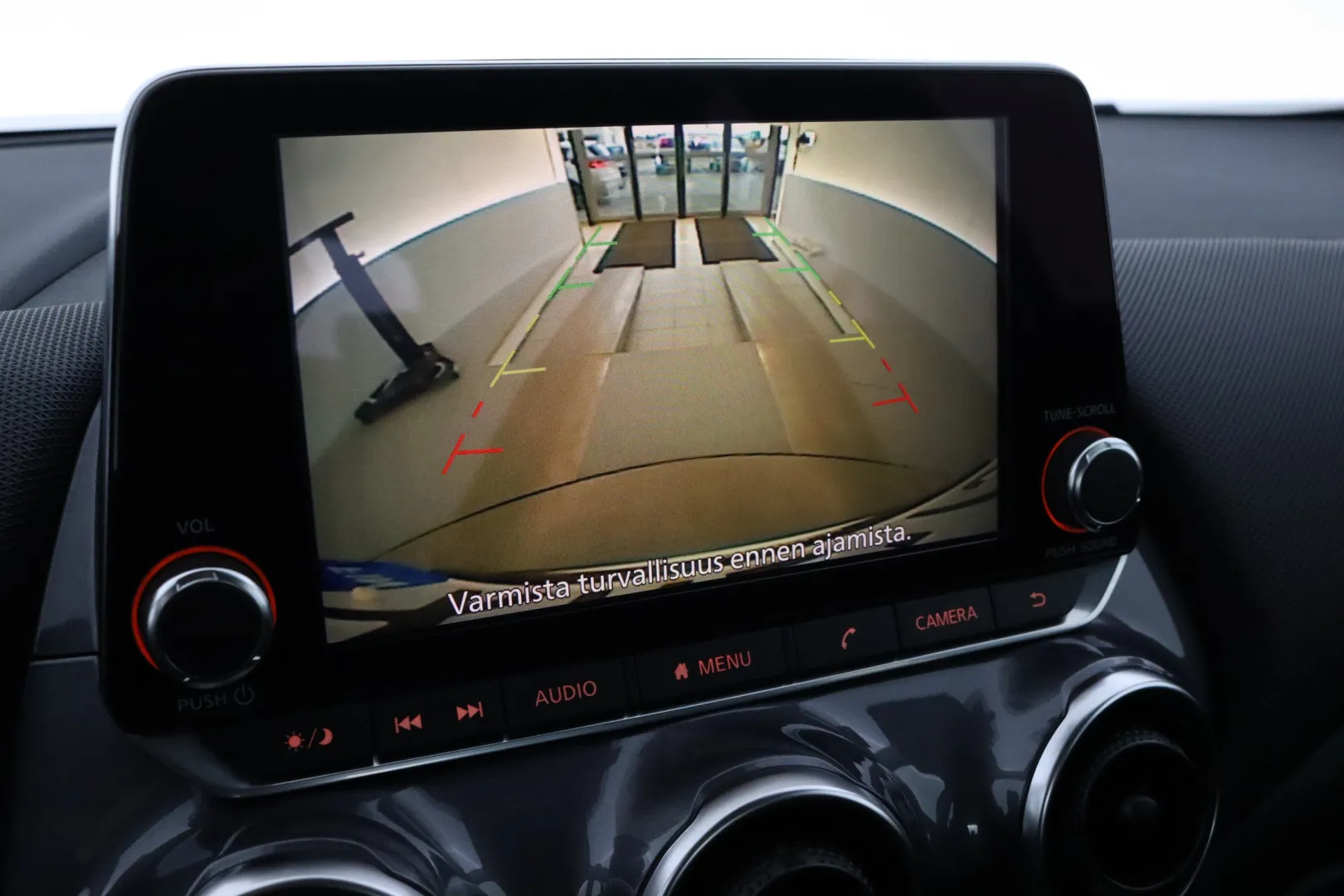 NISSAN Juke XRE-136 carousel image