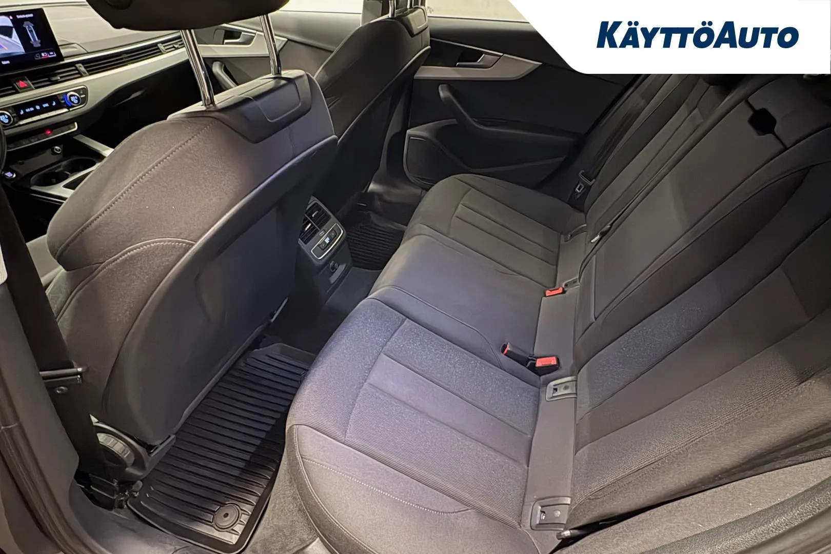 AUDI A4 MTY-481 carousel image