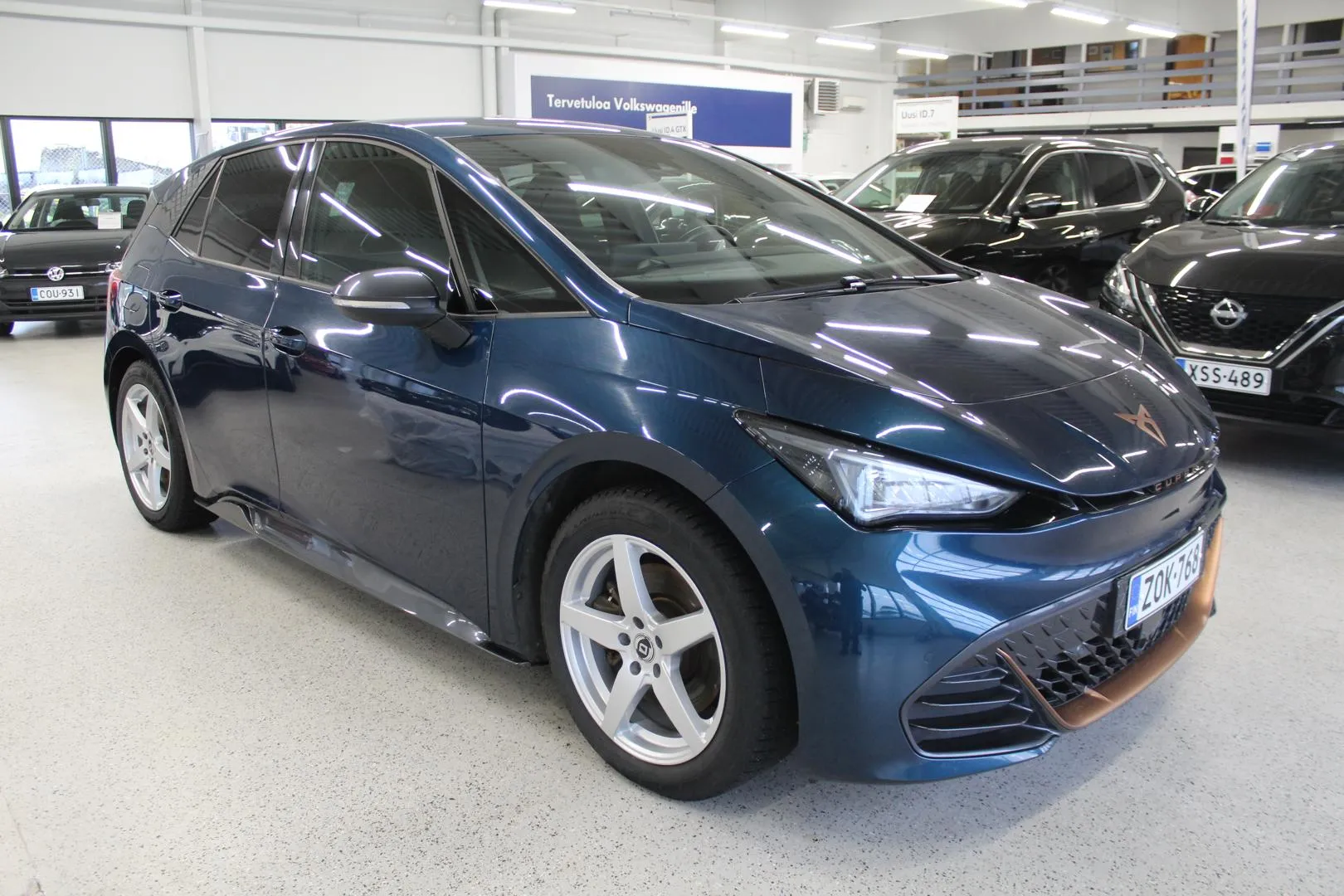 CUPRA Born ZOK-768 carousel image