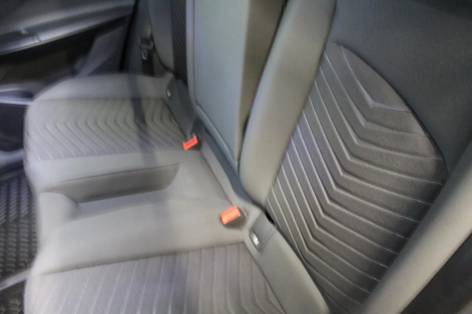 CUPRA Born ZOK-768 carousel image