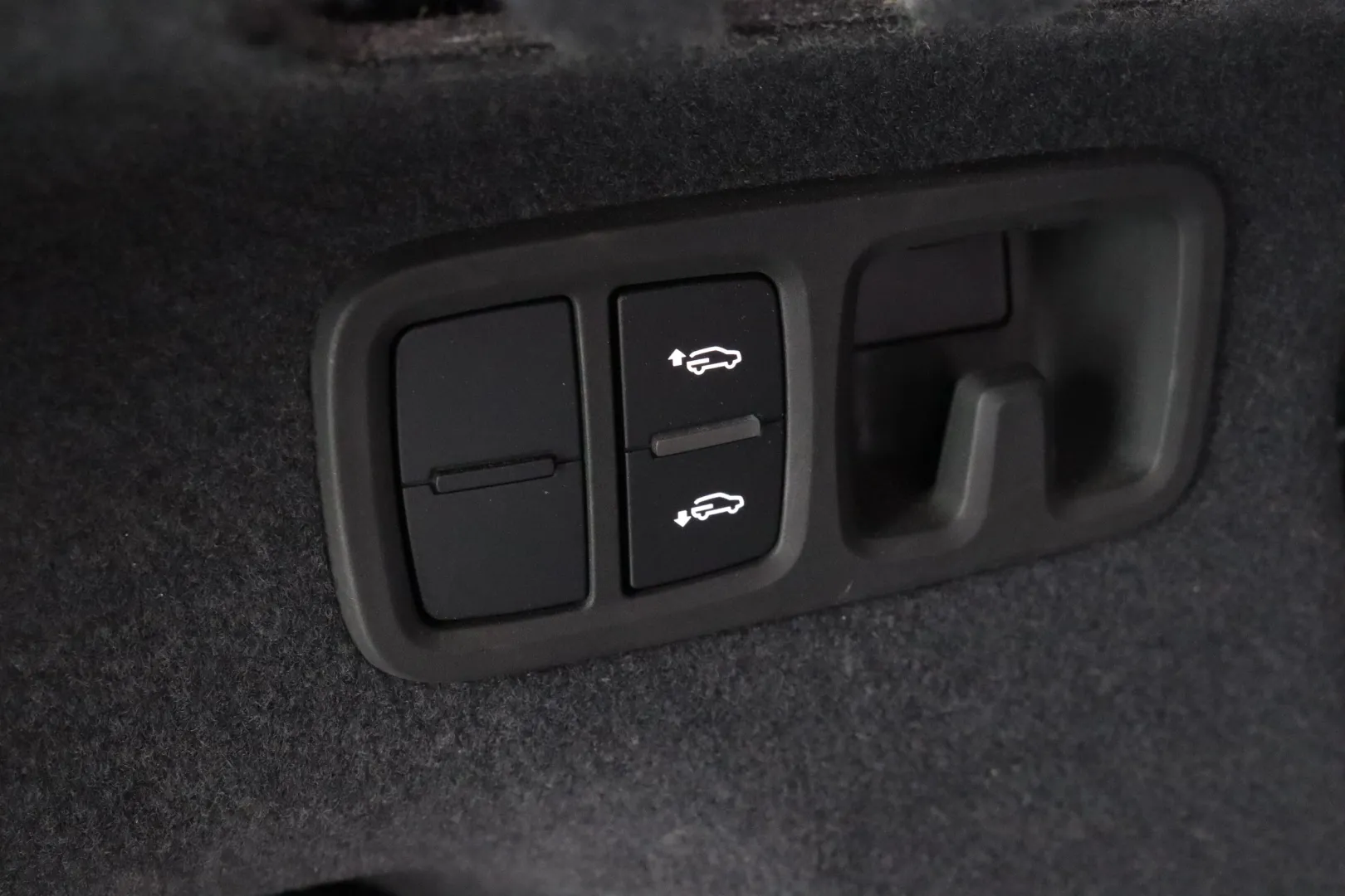 AUDI Q8 RVE-894 carousel image