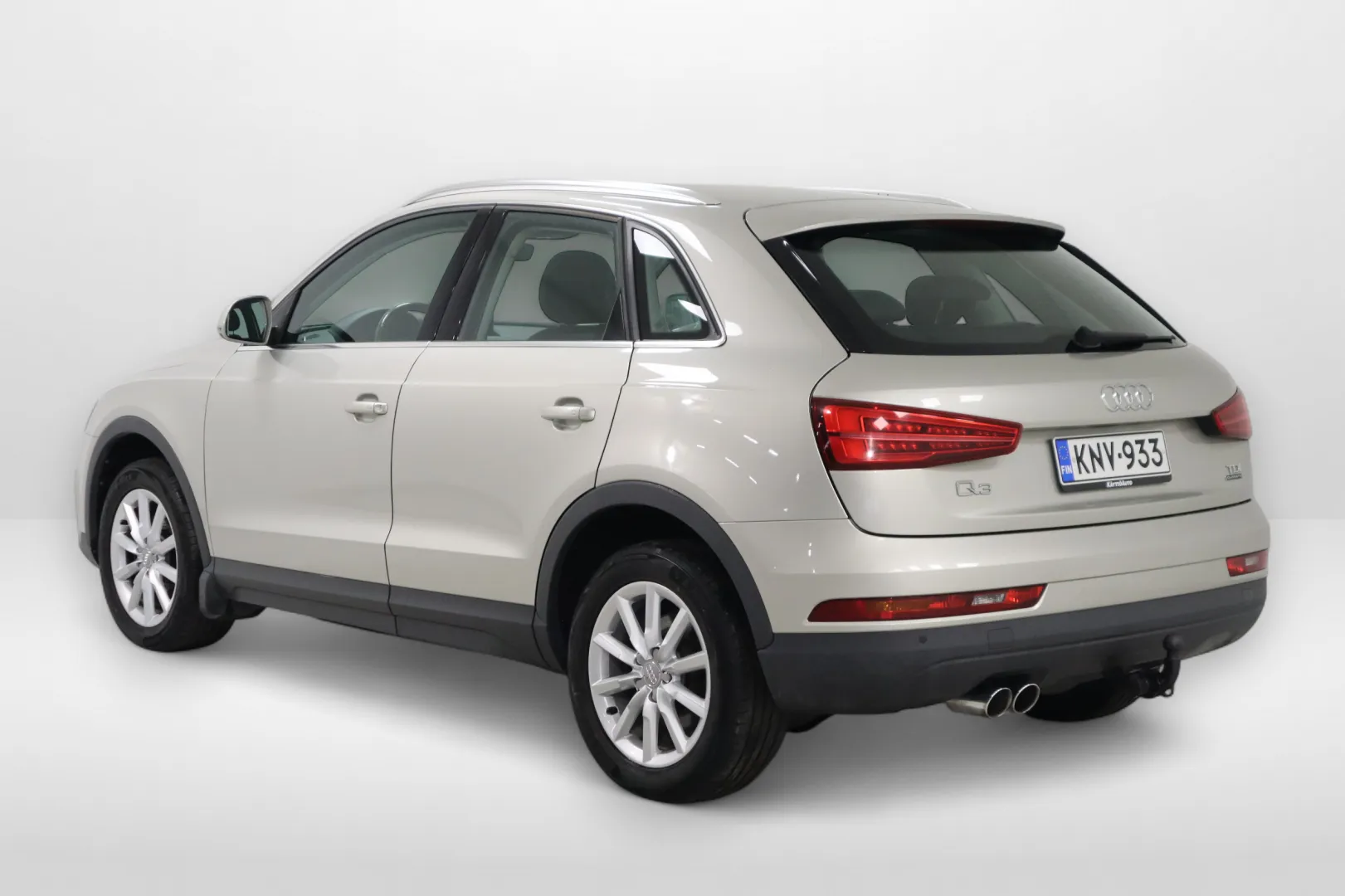 AUDI Q3 KNV-933 carousel image