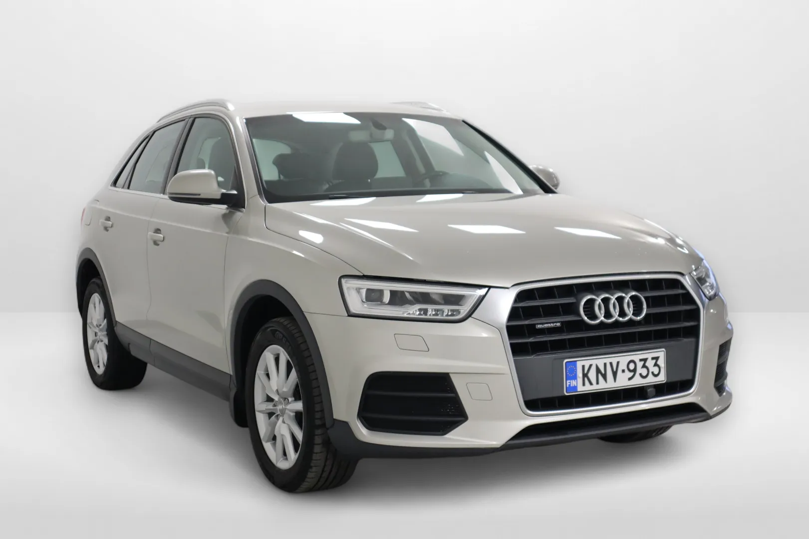 AUDI Q3 KNV-933 carousel image