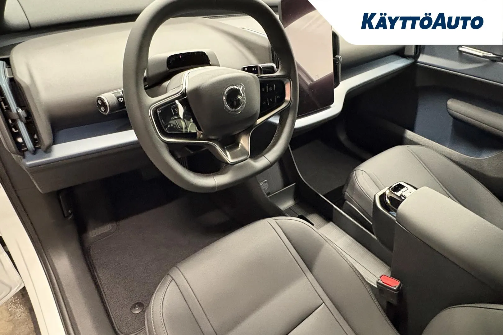 Volvo EX30 ISS-302 carousel image