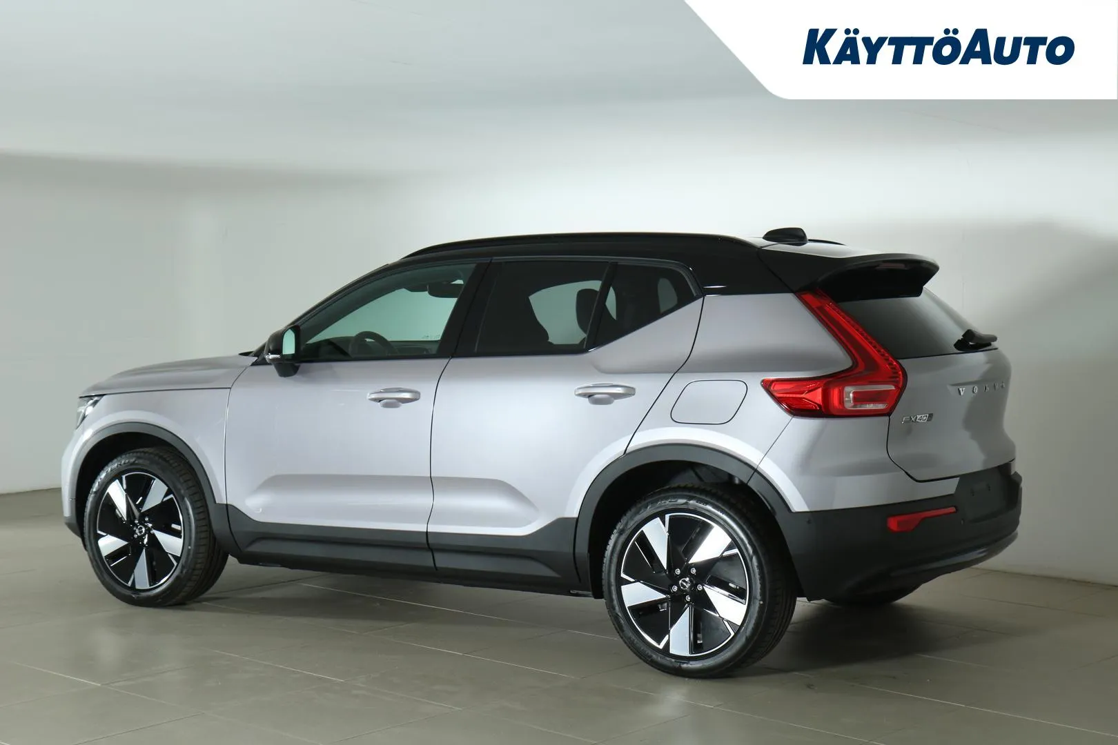 Volvo EX40 JOJ-946 carousel image