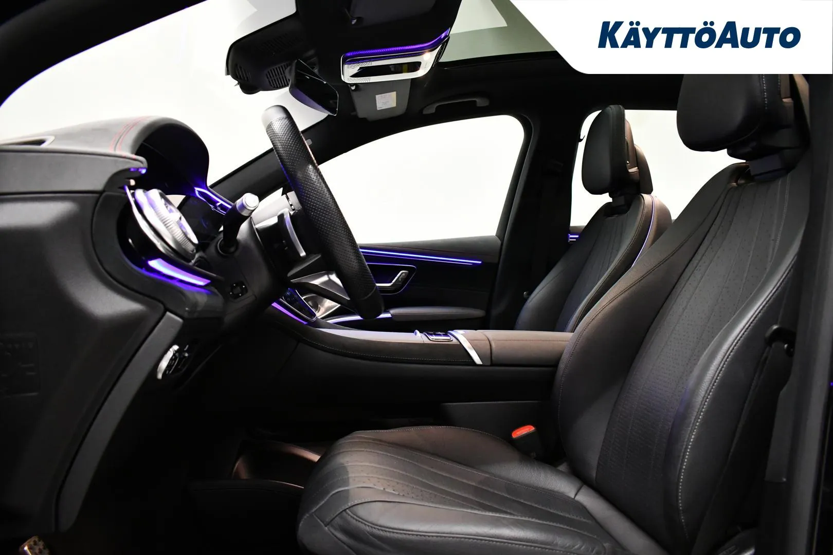 MERCEDES-BENZ EQS SUV EUV-825 carousel image