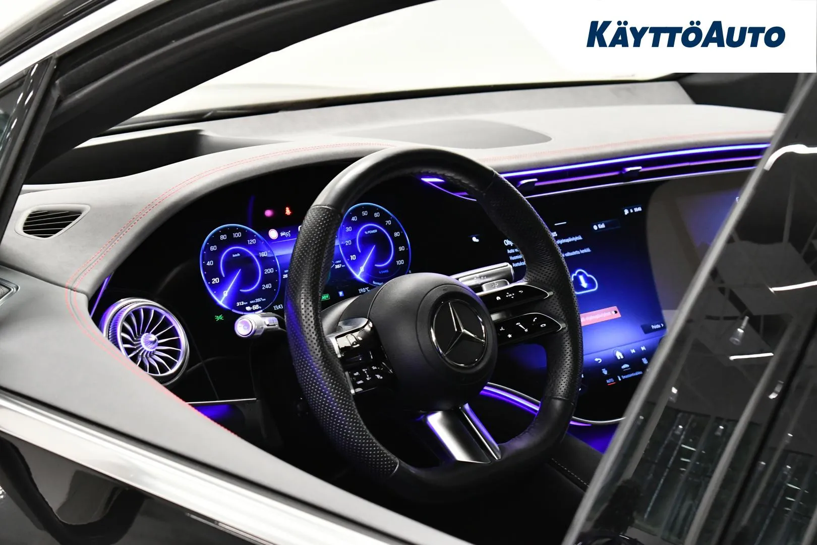 MERCEDES-BENZ EQS SUV EUV-825 carousel image