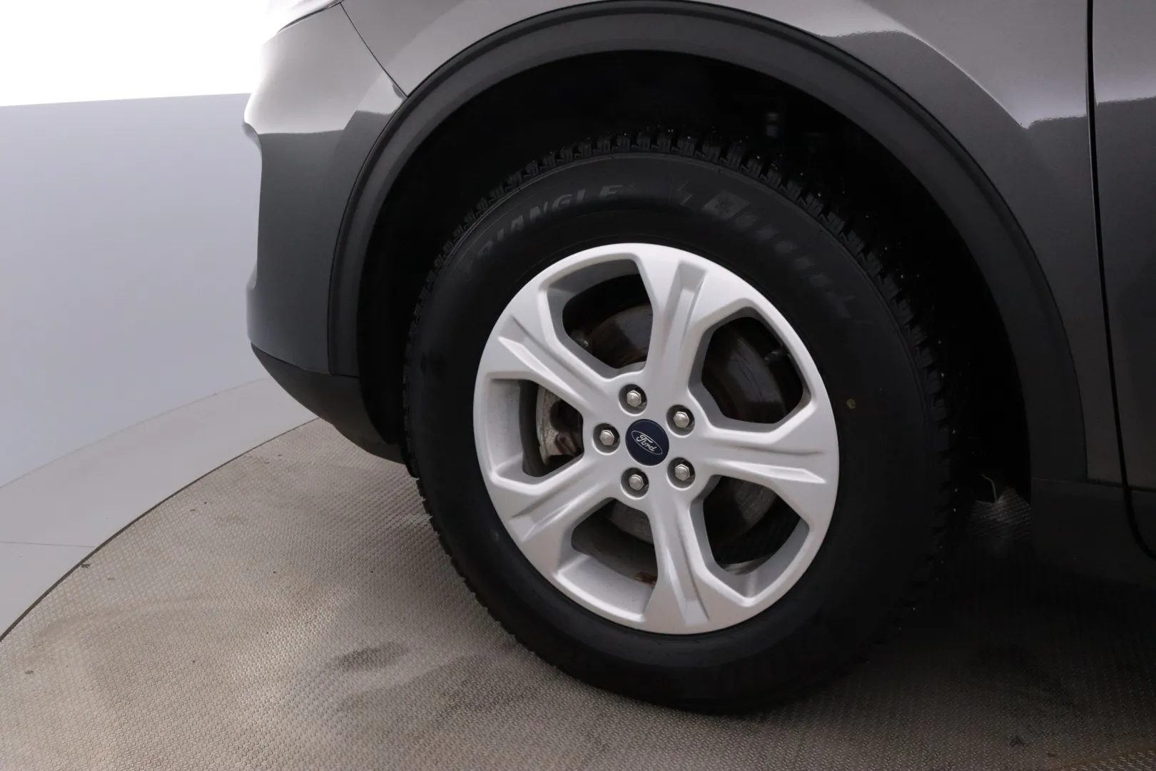 FORD Kuga IPV-678 carousel image