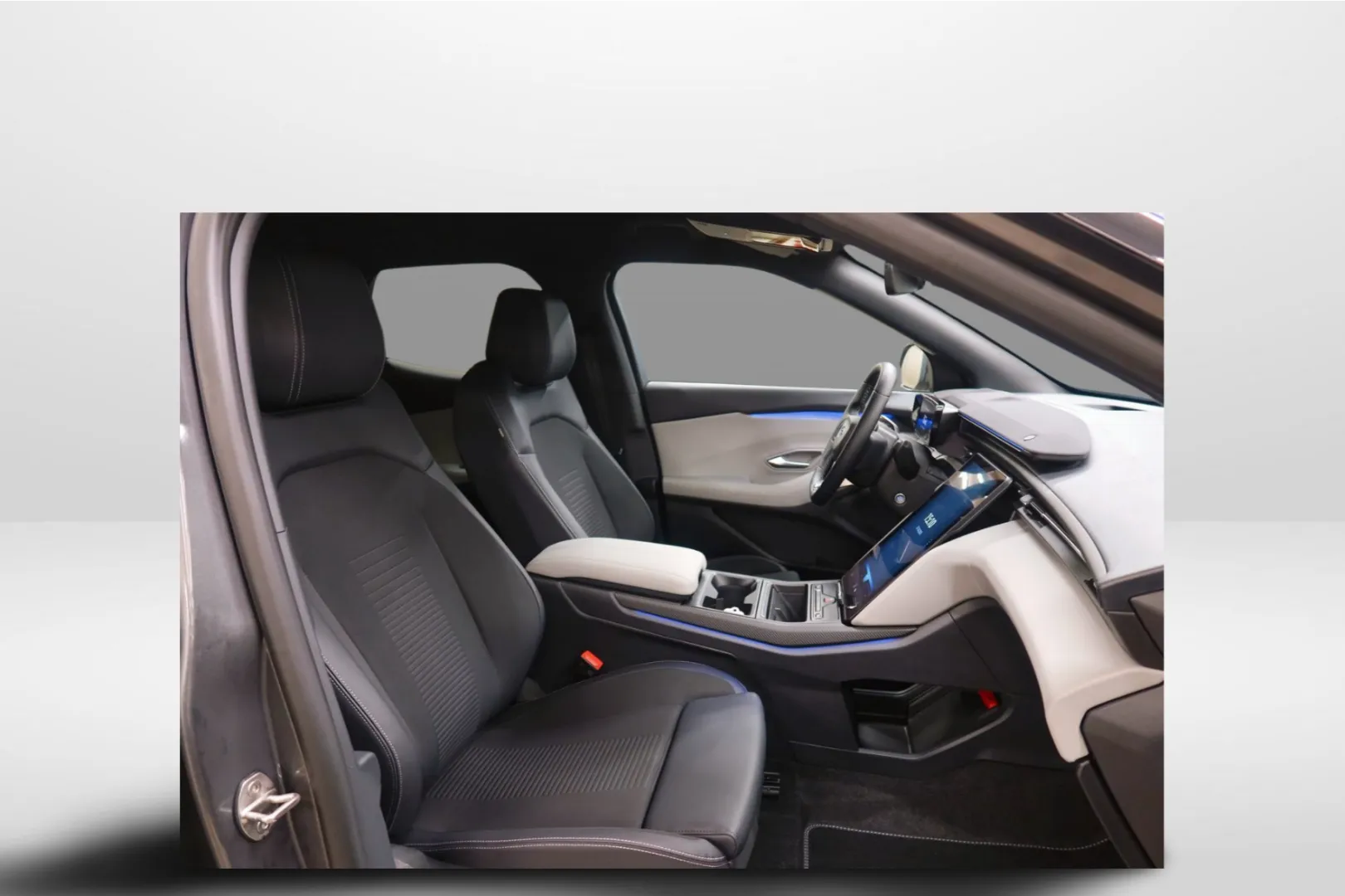 Ford Capri FSL-667 carousel image