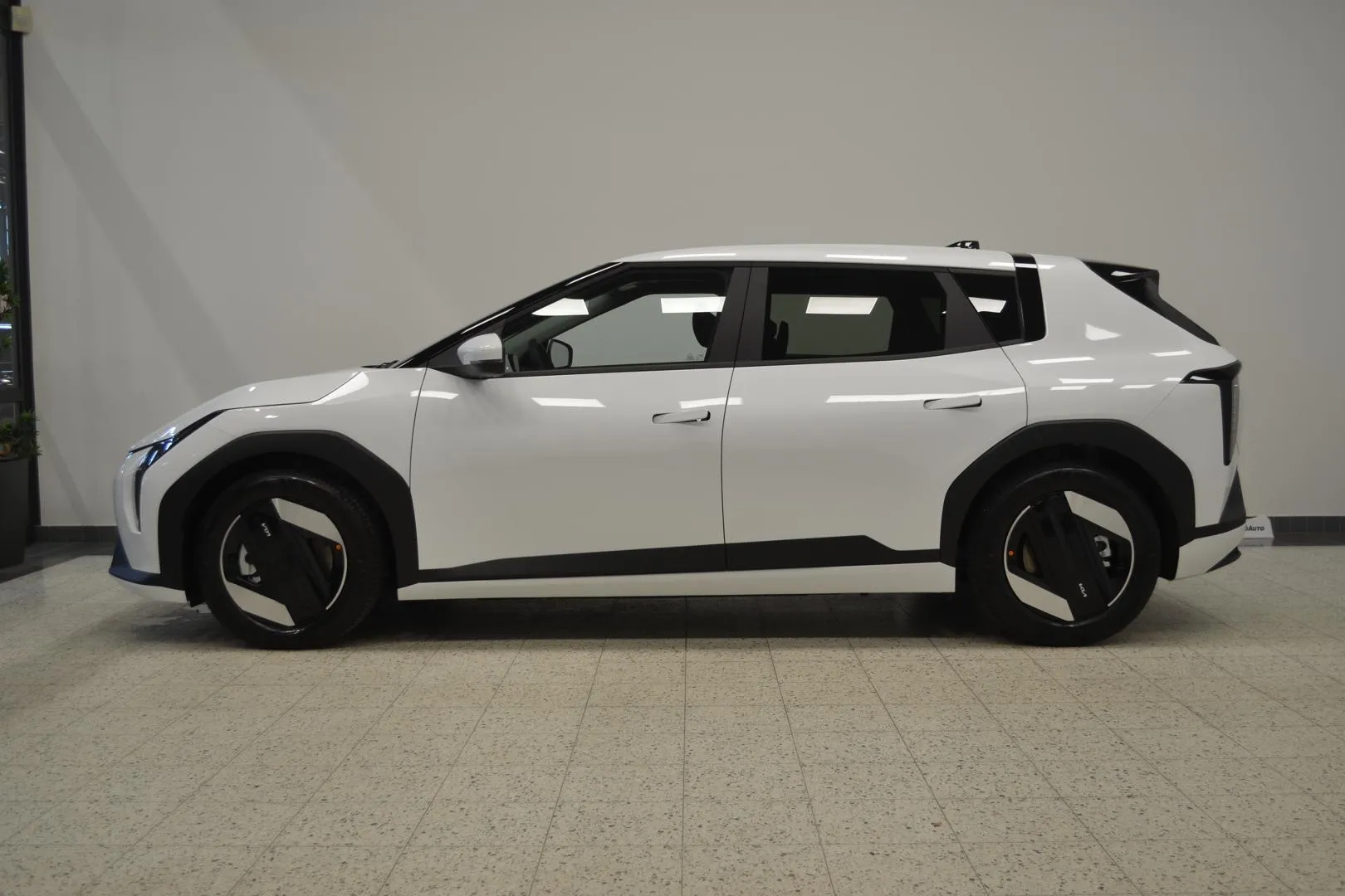 Kia EV4 IST-875 carousel image