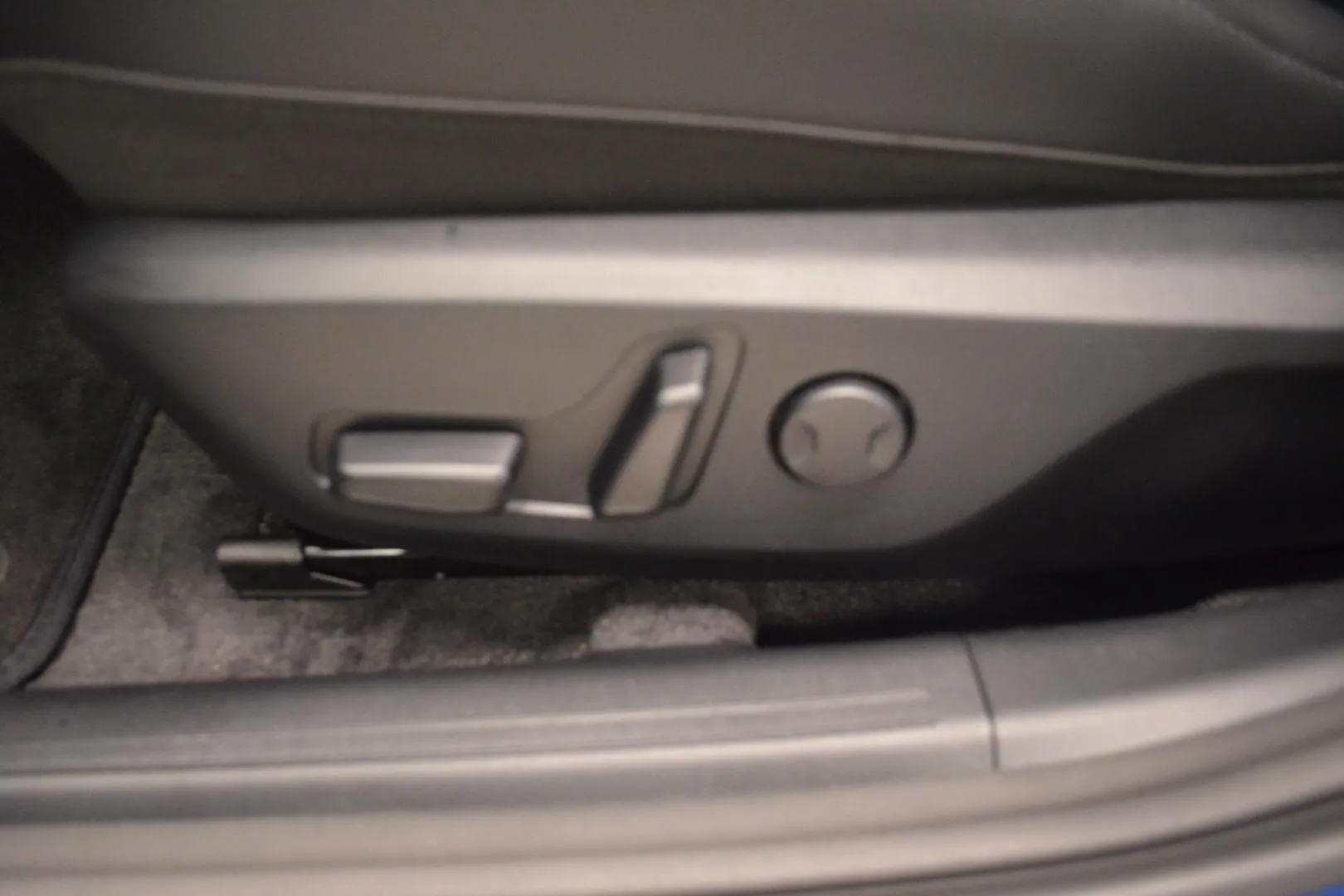 Kia EV4 IST-868 carousel image