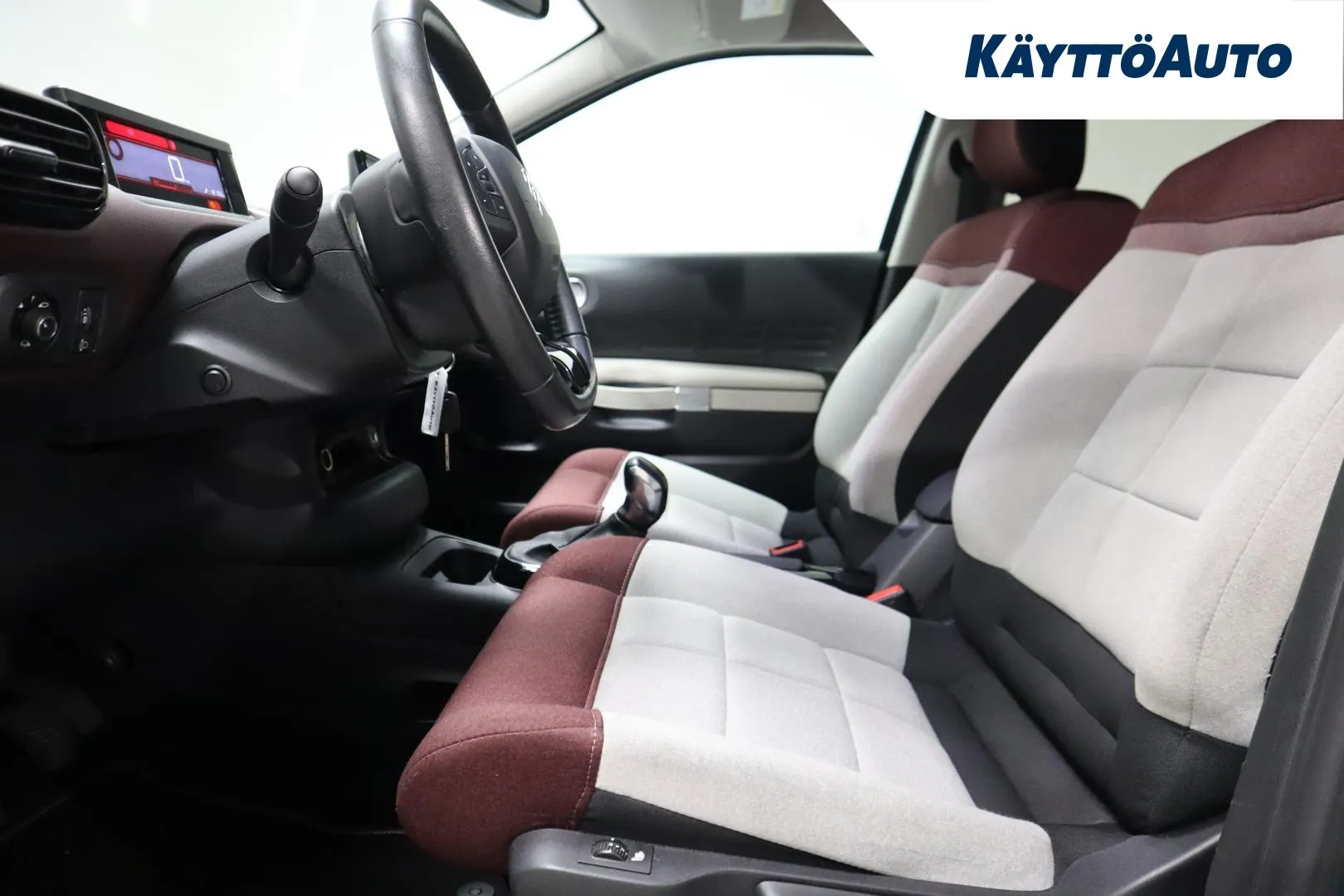 CITROEN C4 Cactus YKE-369 carousel image