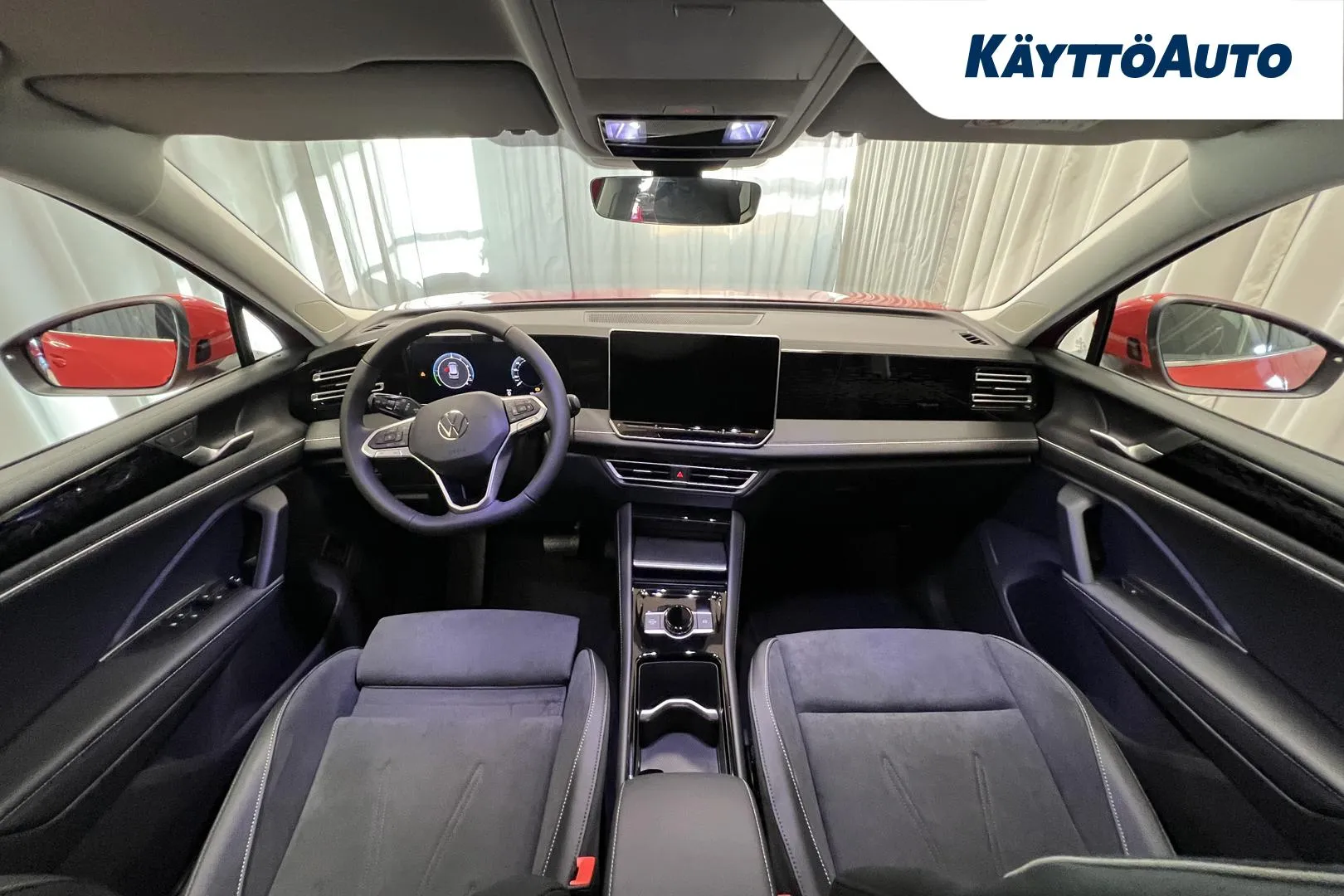 Volkswagen Tiguan ISR-462 carousel image