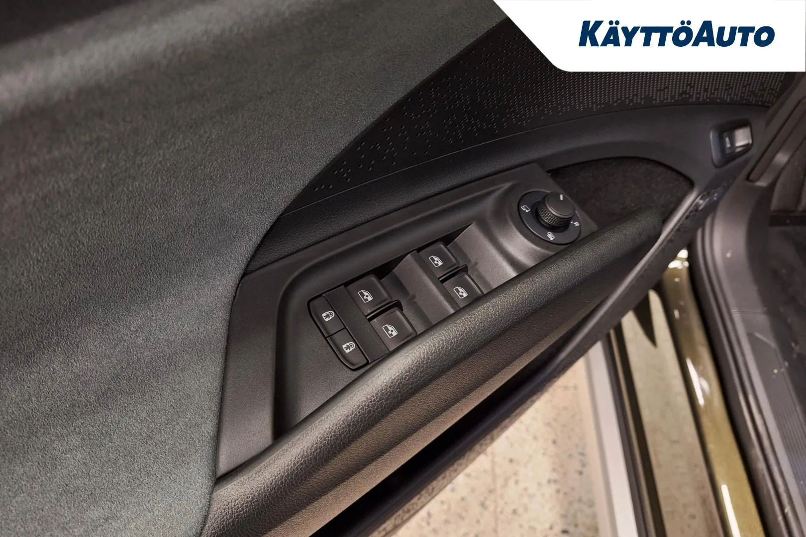 Skoda Enyaq JOM-794 carousel image