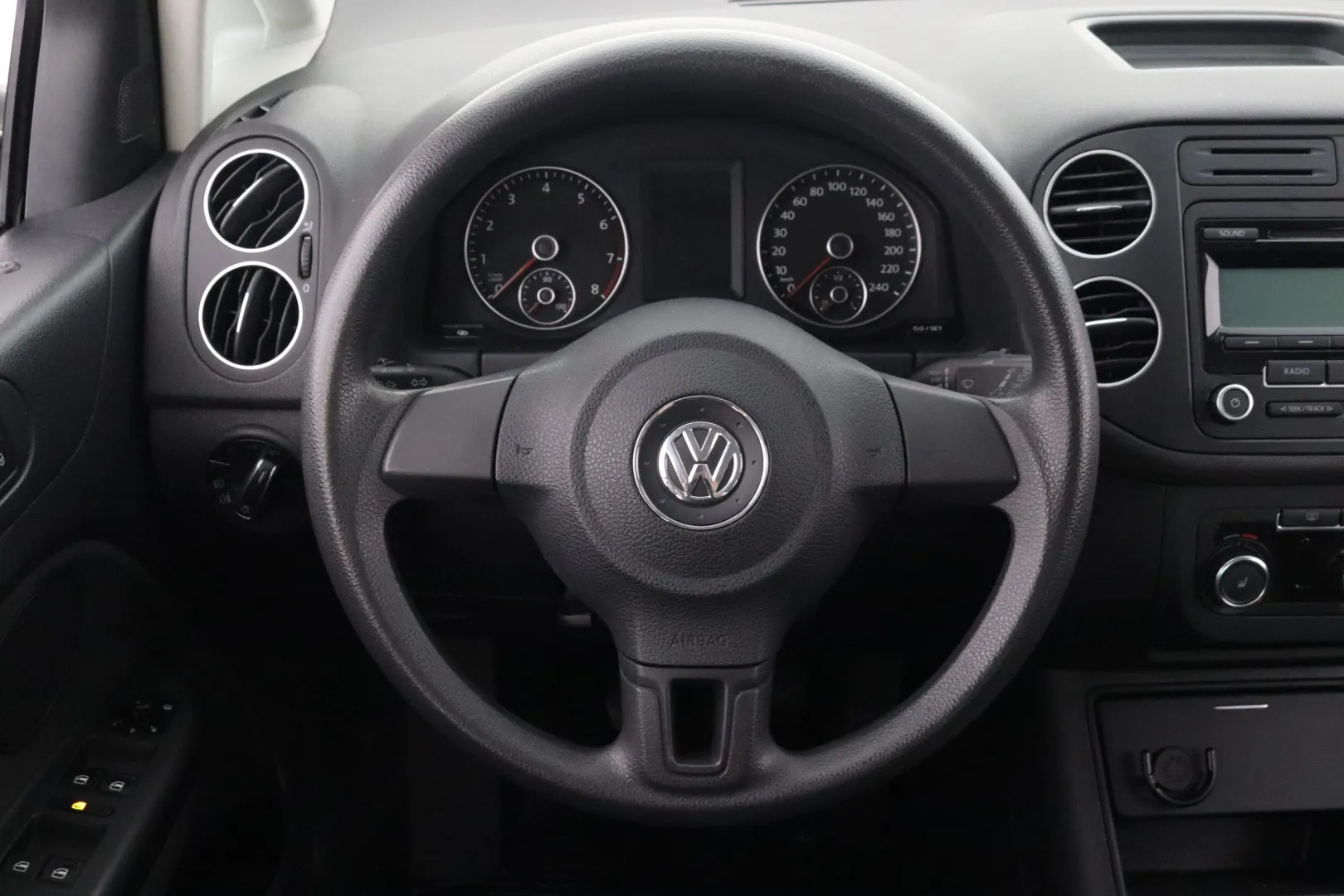 VOLKSWAGEN Golf Plus VVR-700 carousel image