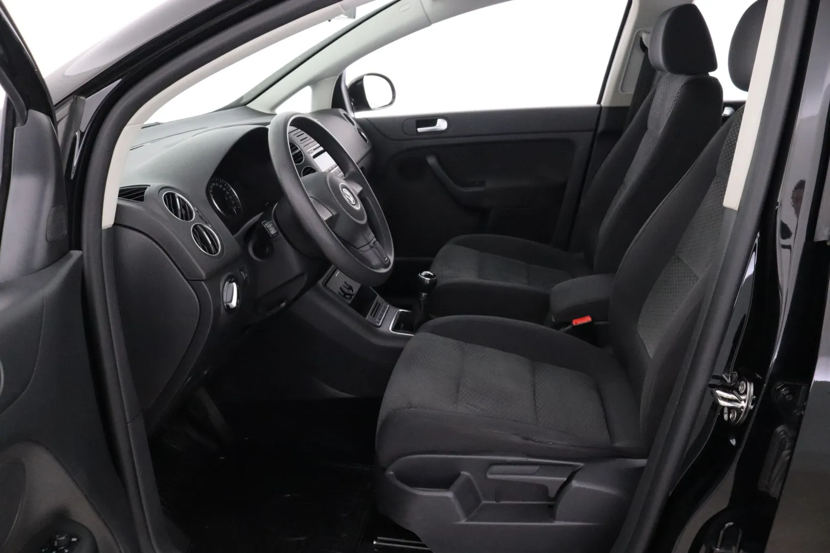 VOLKSWAGEN Golf Plus VVR-700 carousel image