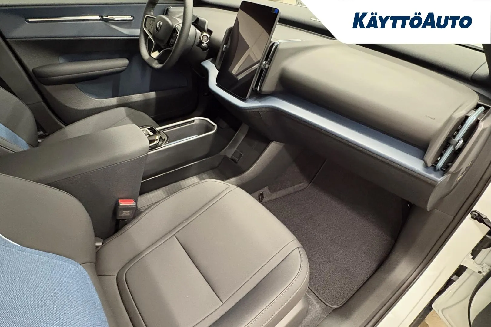 Volvo EX30 ISV-444 carousel image