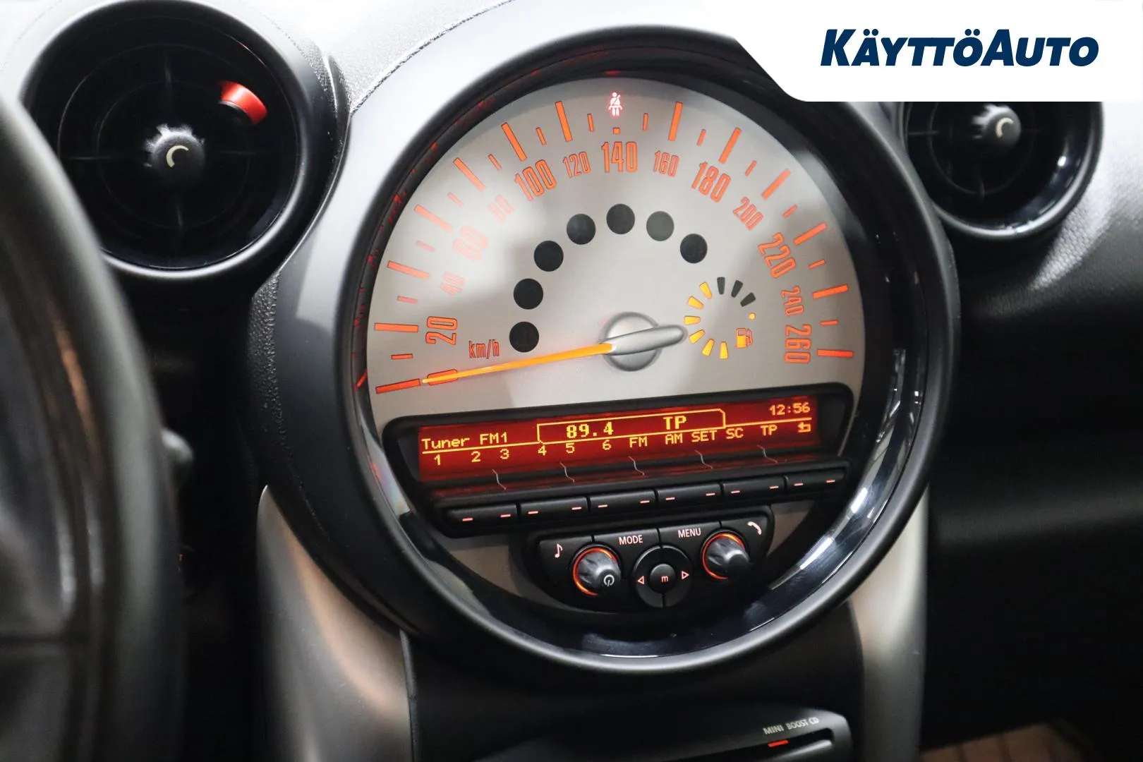 MINI Countryman CPS-307 carousel image