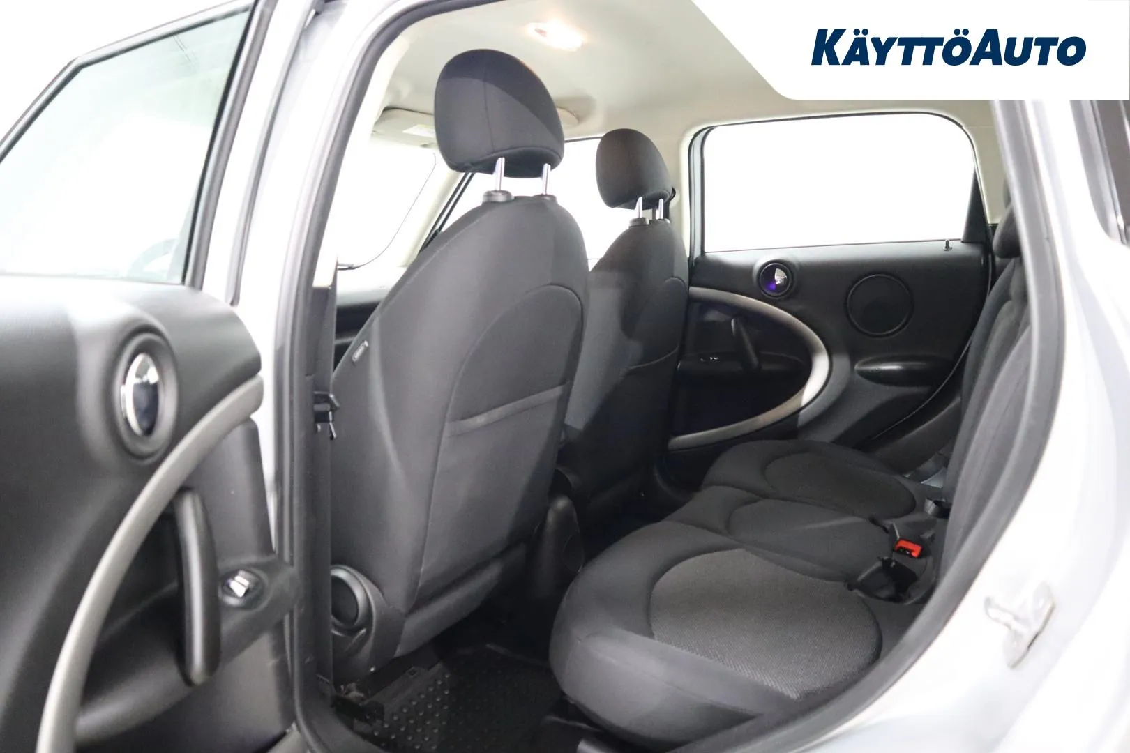 MINI Countryman CPS-307 carousel image