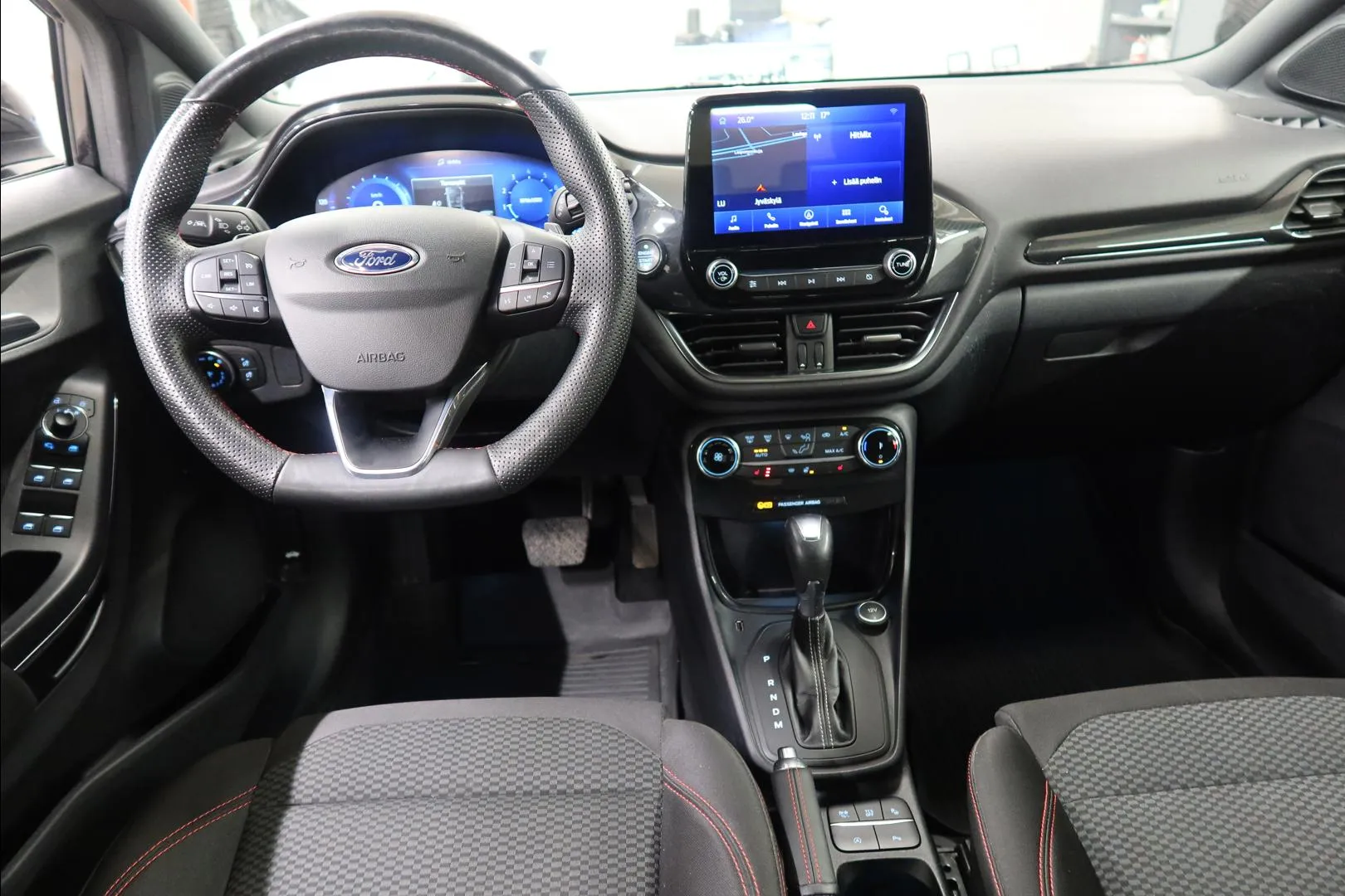 FORD Puma ZNV-885 carousel image