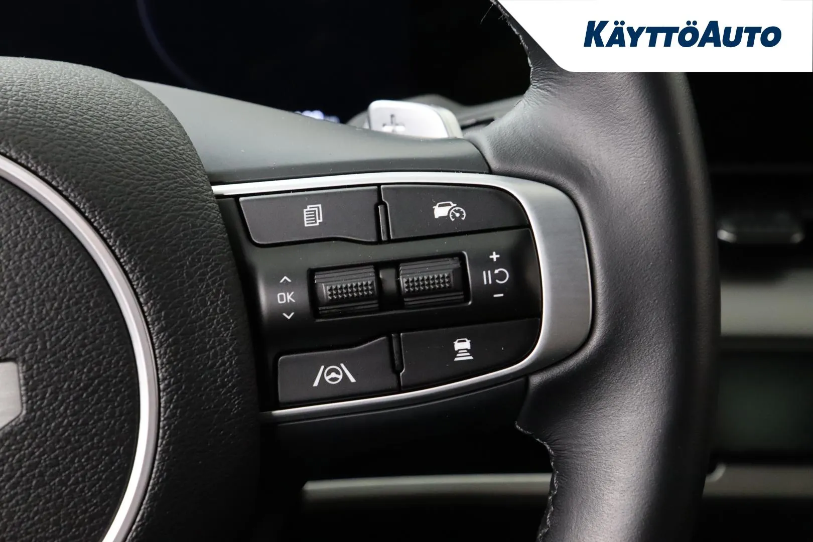 KIA Sportage CRV-868 carousel image