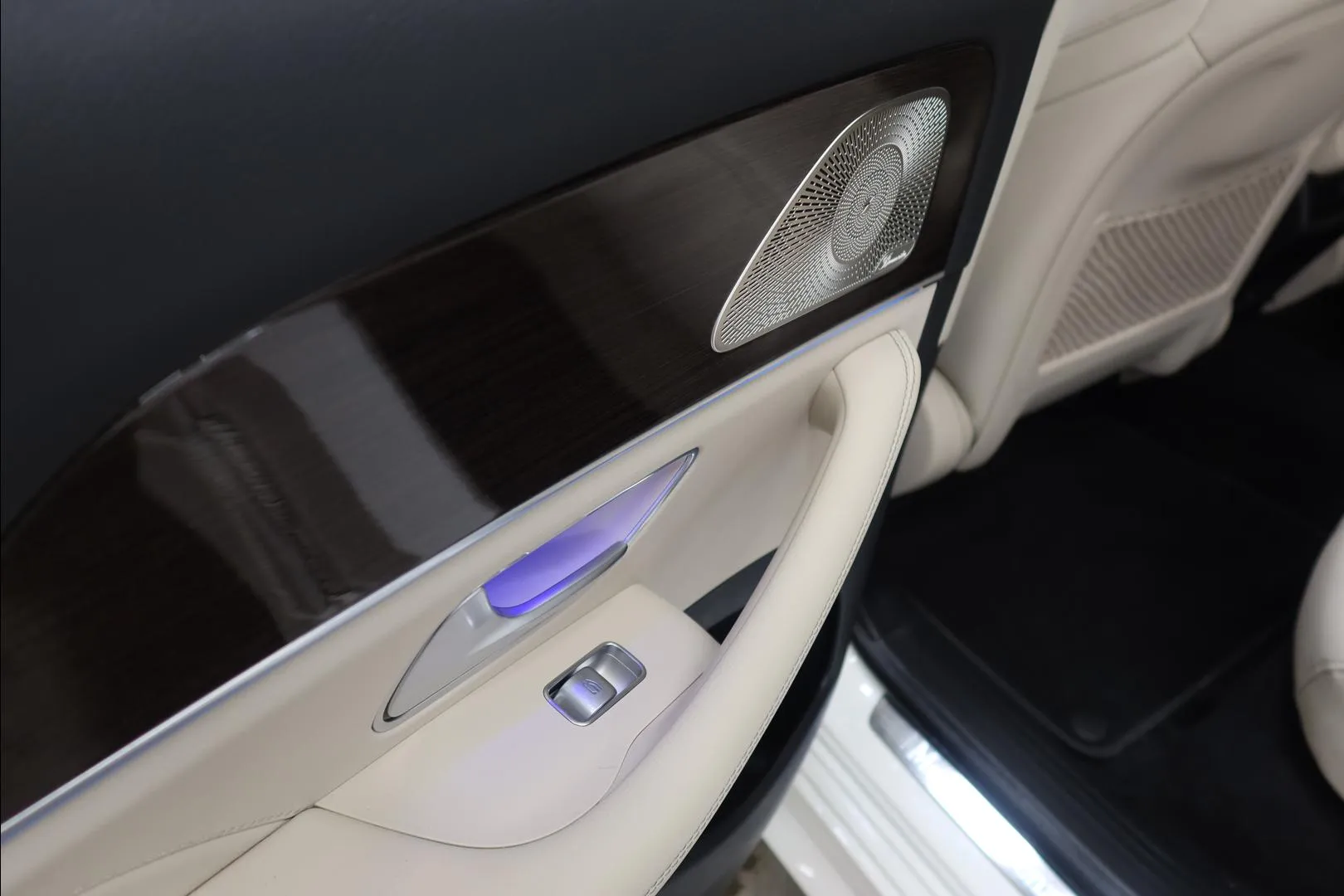 MERCEDES-BENZ GLE FSE-236 carousel image