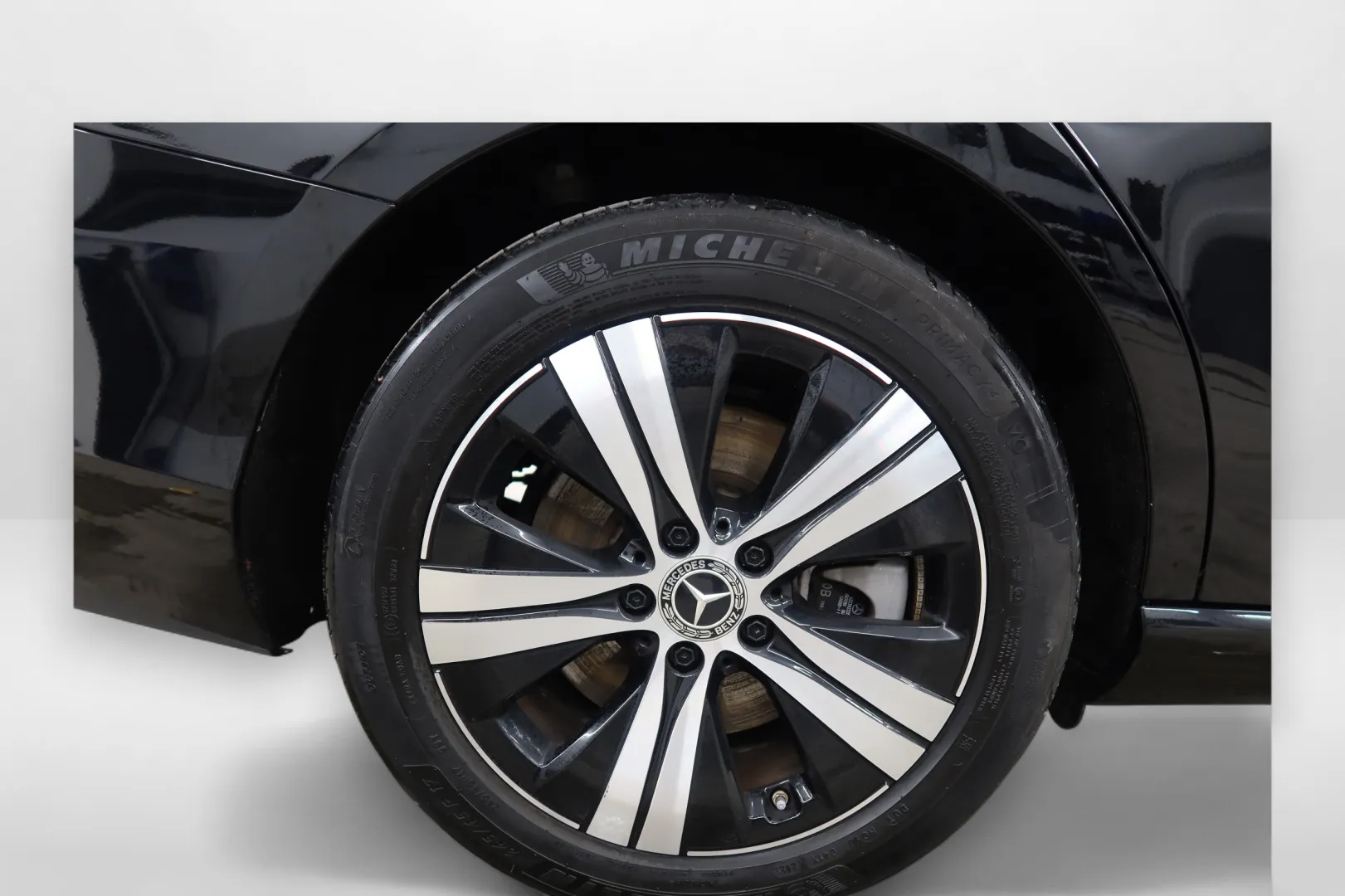 MERCEDES-BENZ C MOT-234 carousel image