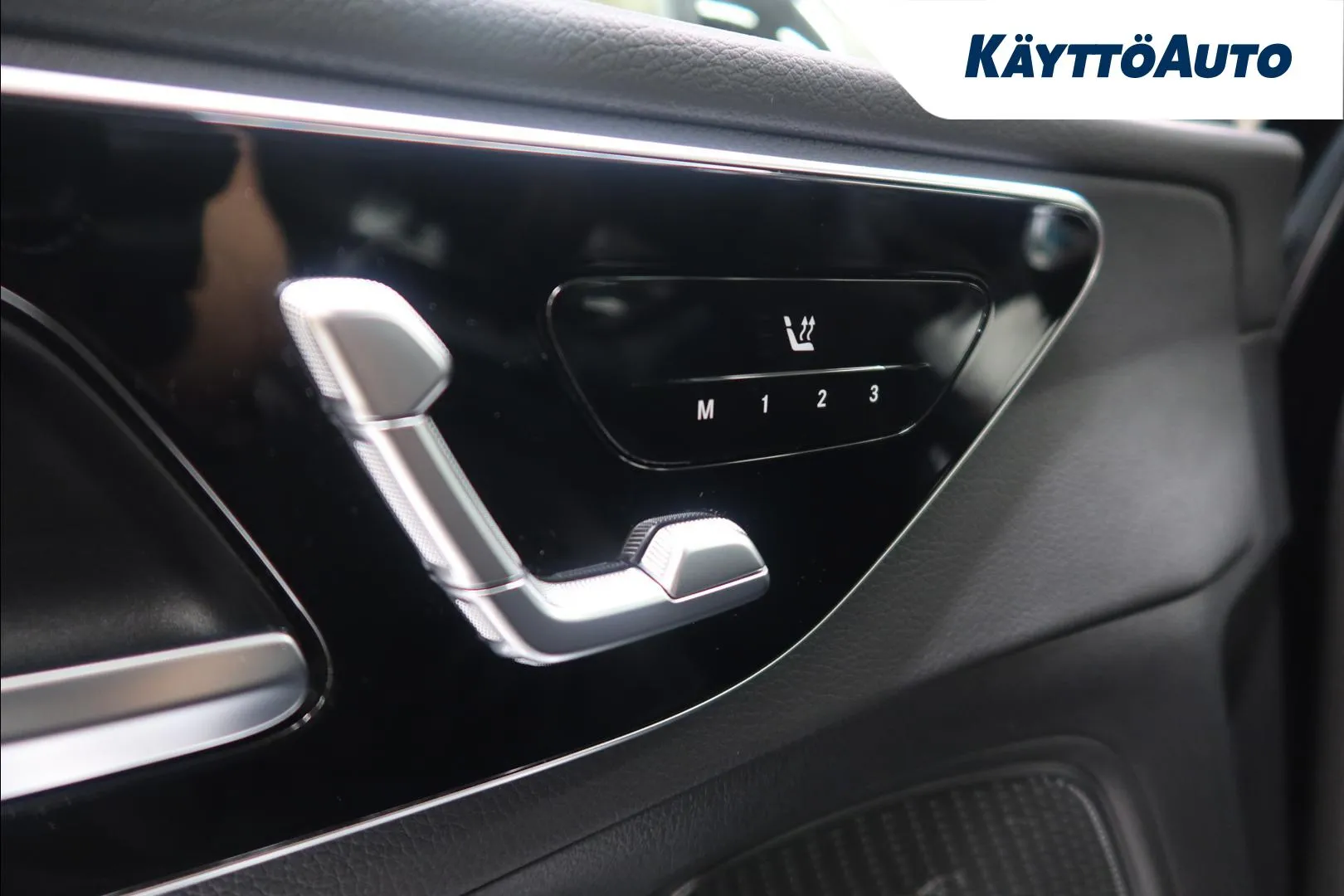 MERCEDES-BENZ C MOT-234 carousel image